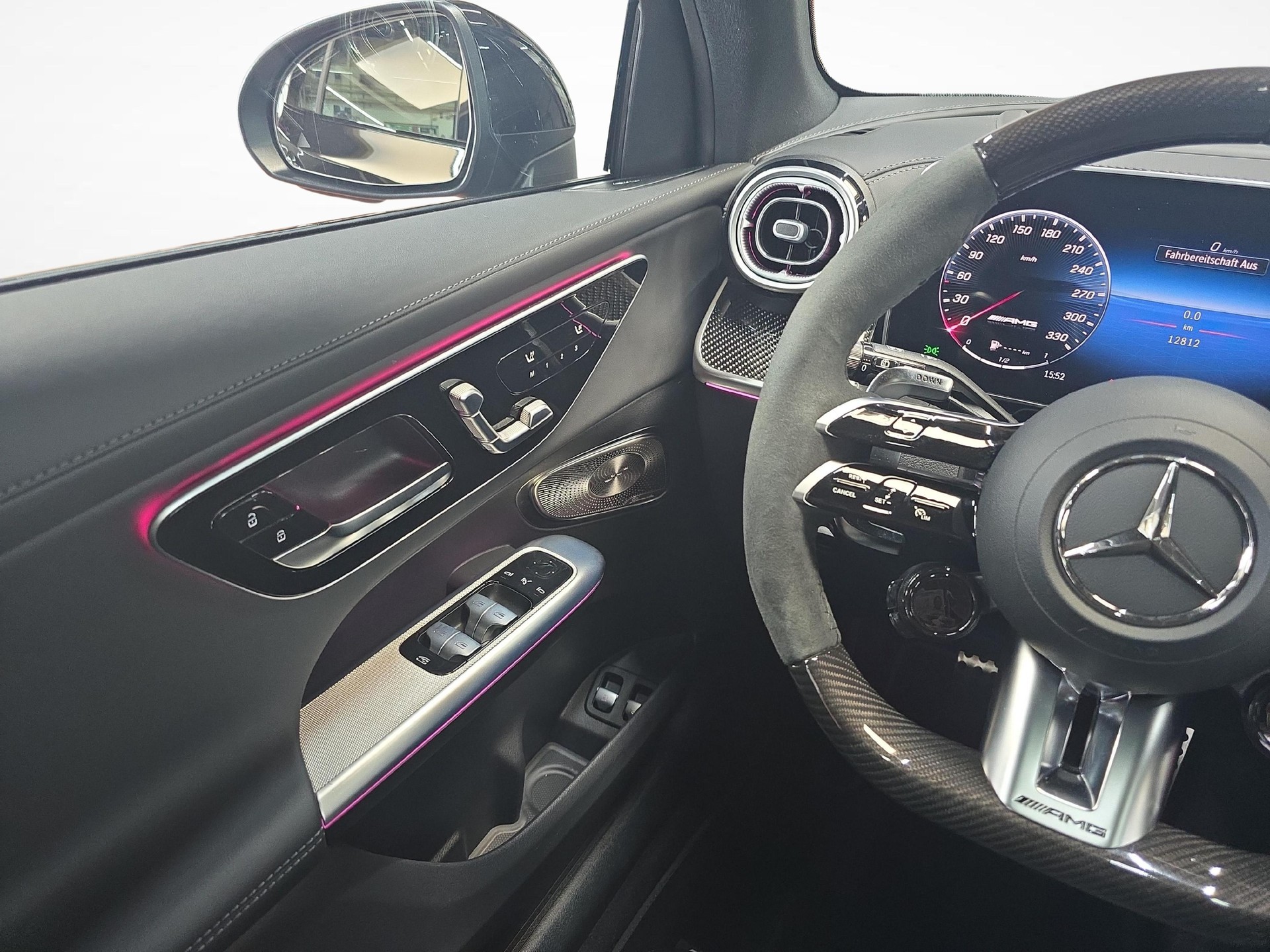 MERCEDES-BENZ GLC 63 AMG S E Performance-image-7