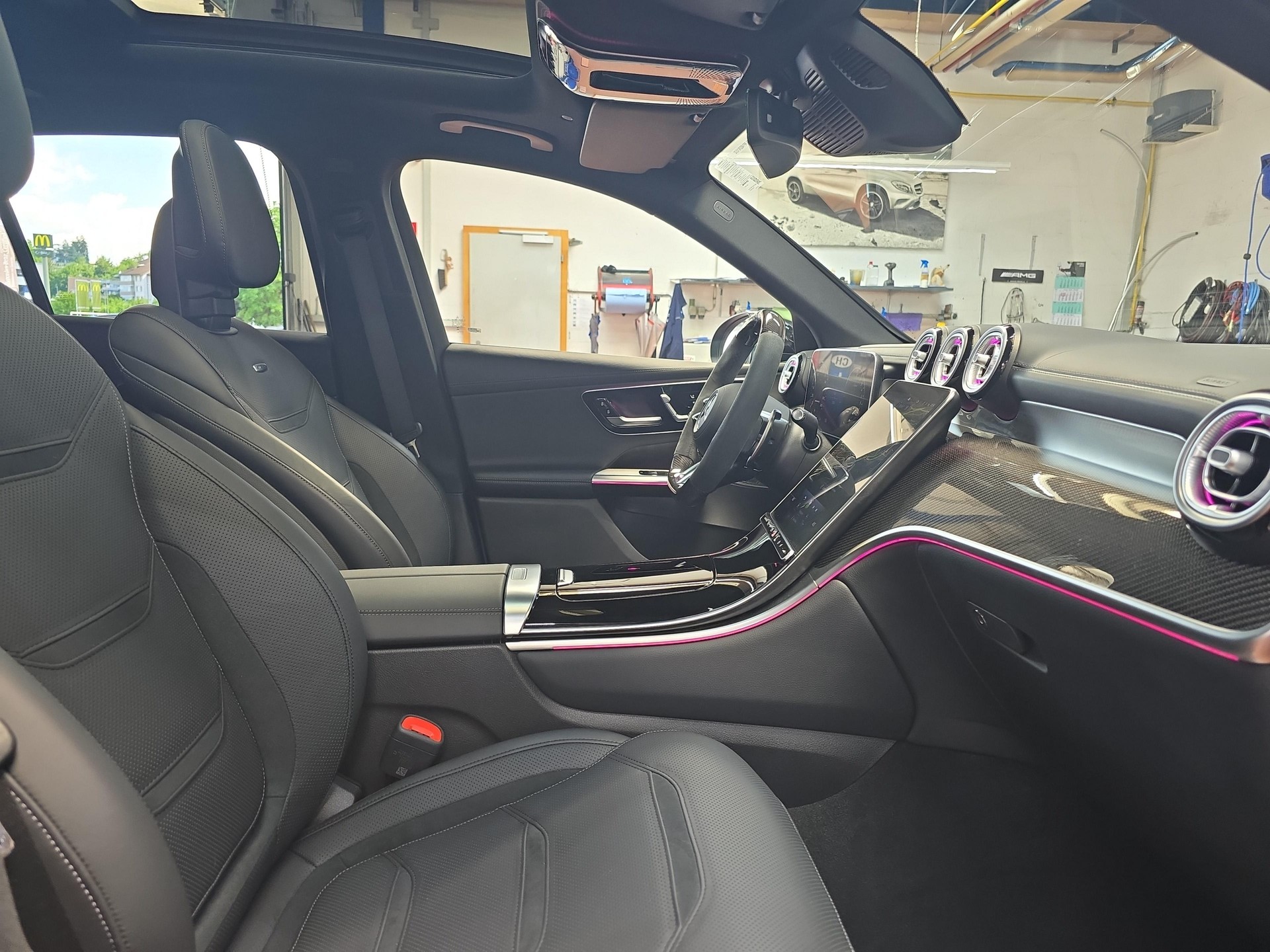 MERCEDES-BENZ GLC 63 AMG S E Performance-image-6
