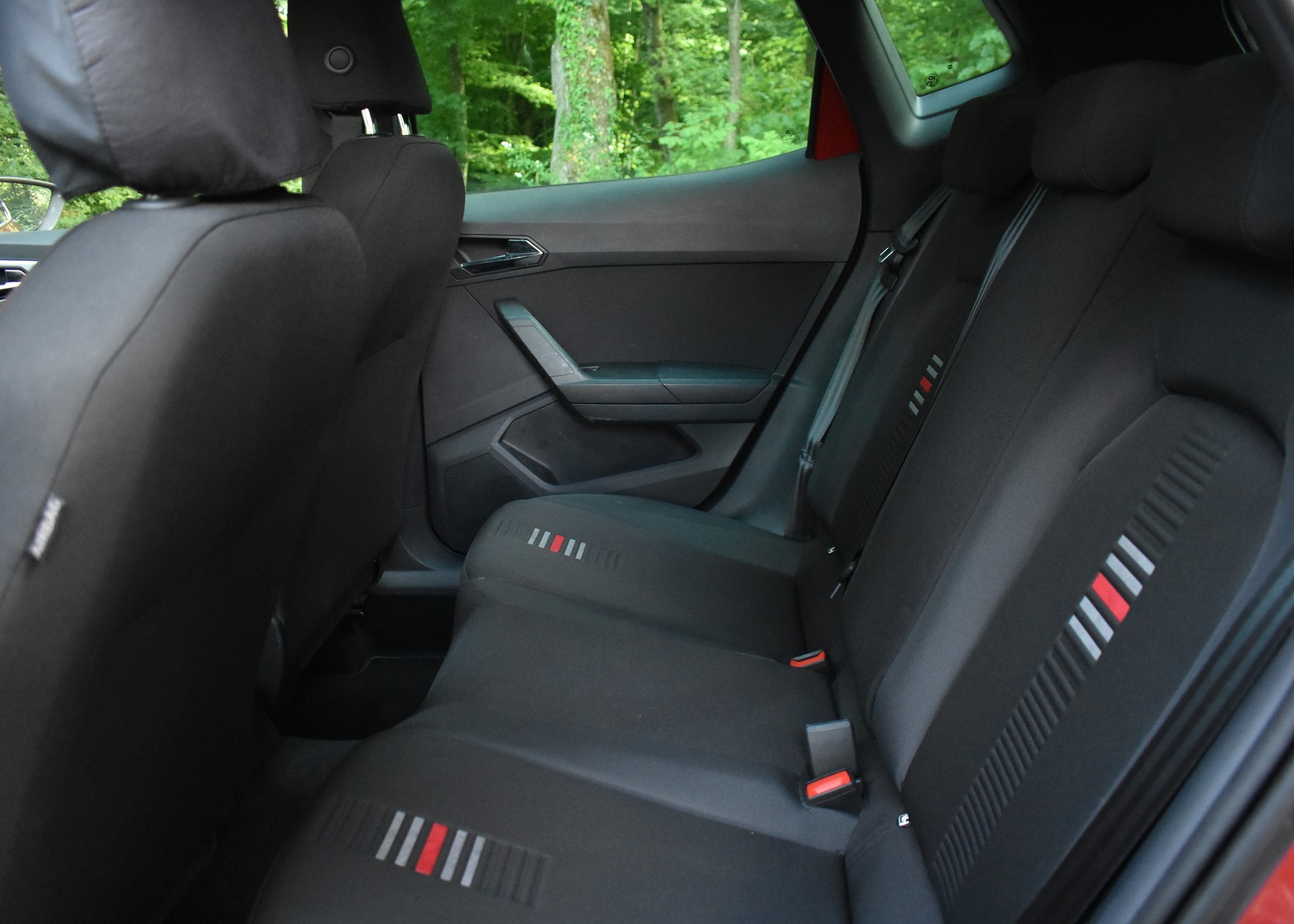 SEAT Arona 1.0 TSI Eco DSG FR-image-17