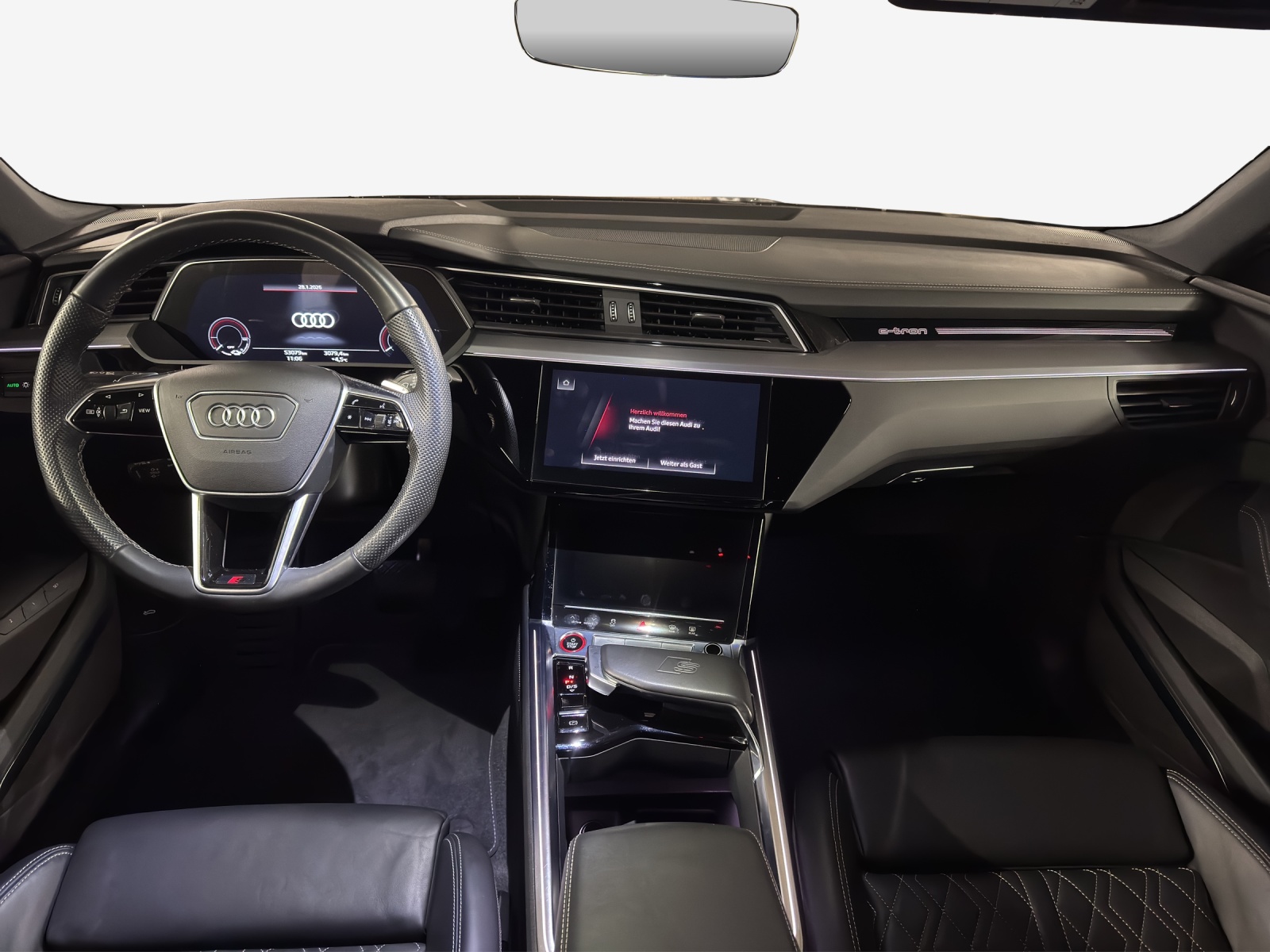 AUDI e-tron S Sportback quattro-image-10