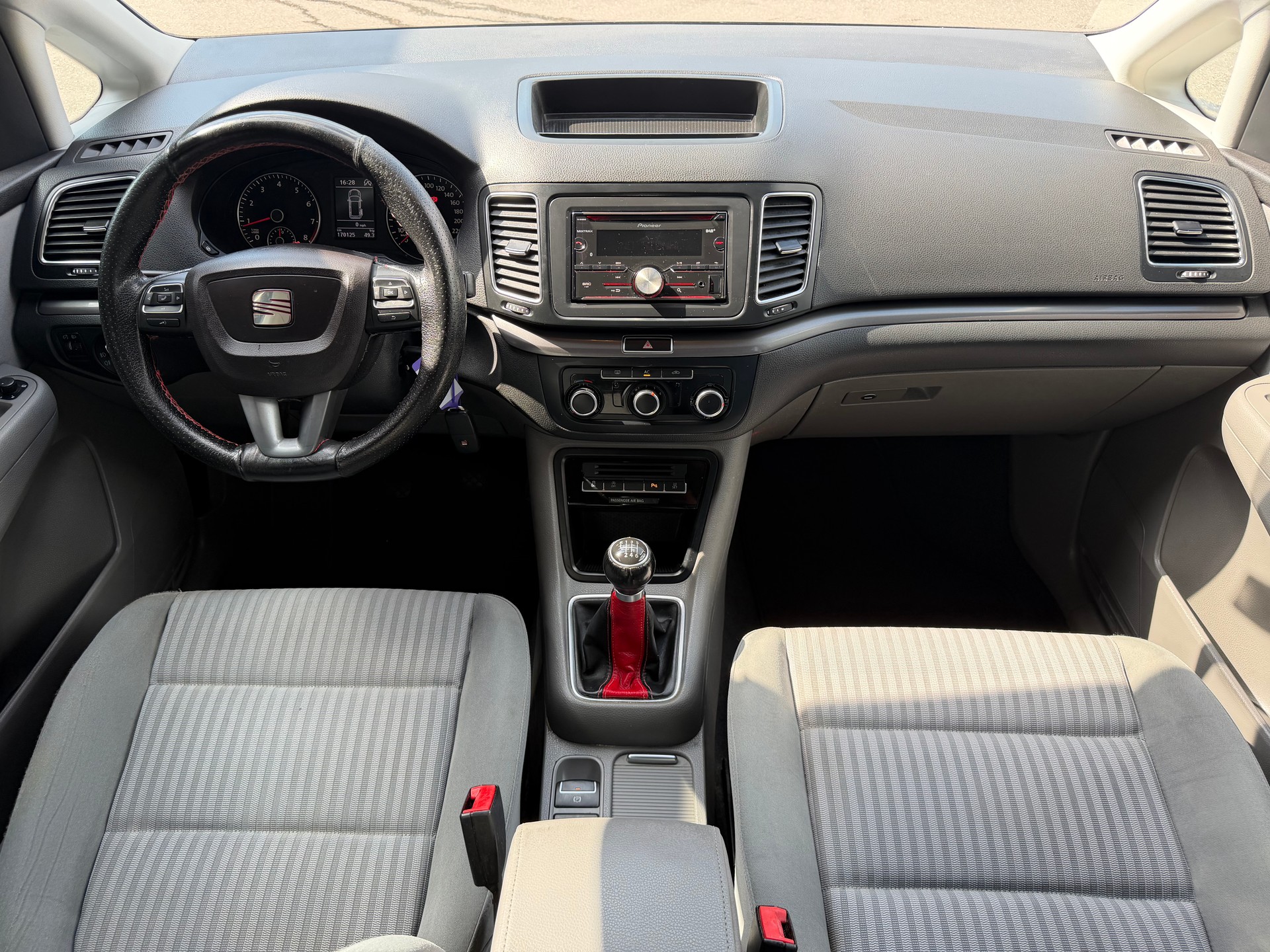 SEAT Alhambra 1.4 TSI Reference Eco-image-9