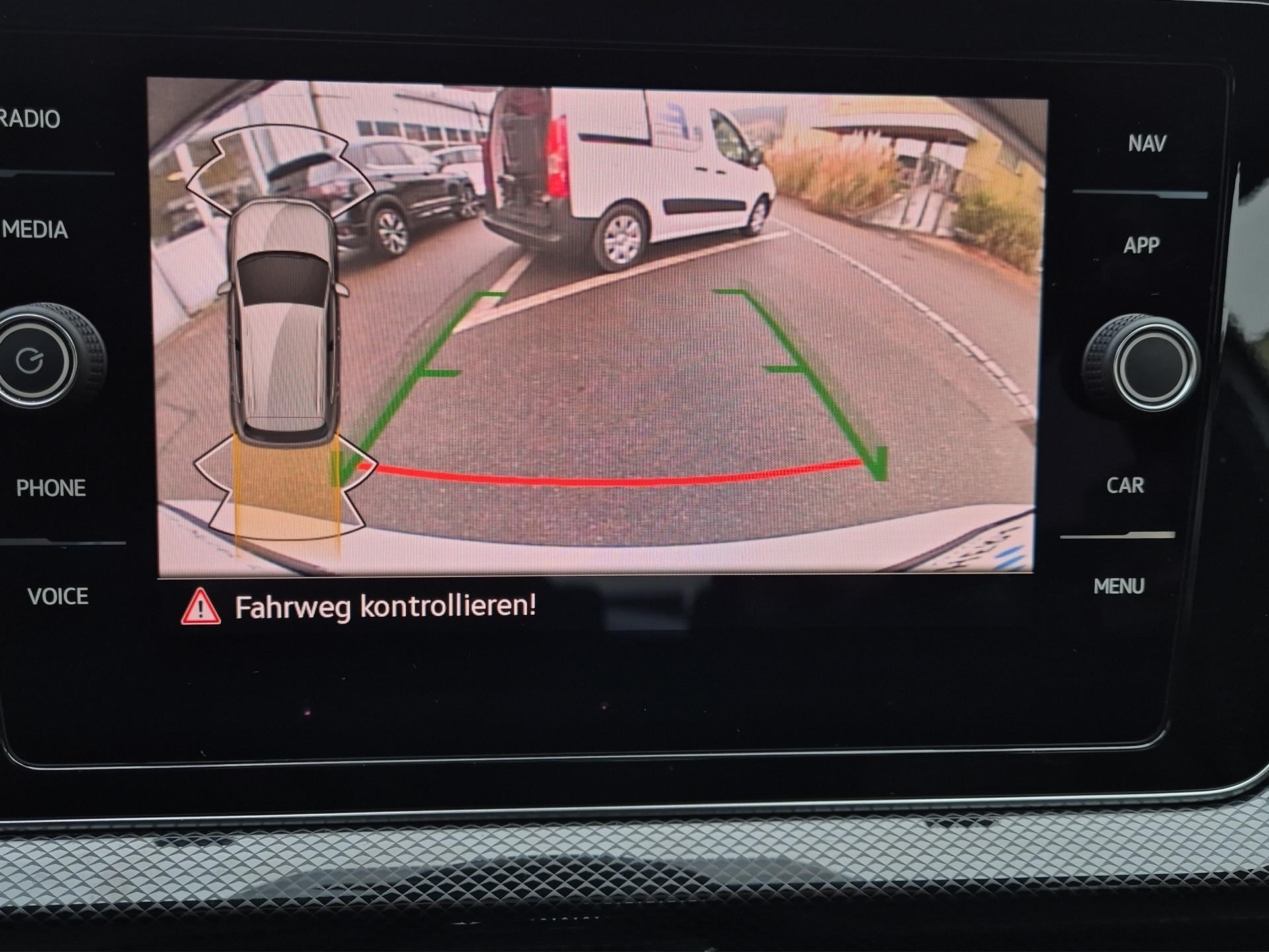 VW T-Cross 1.5 TSI EVO ACT R-Line DSG-image-17