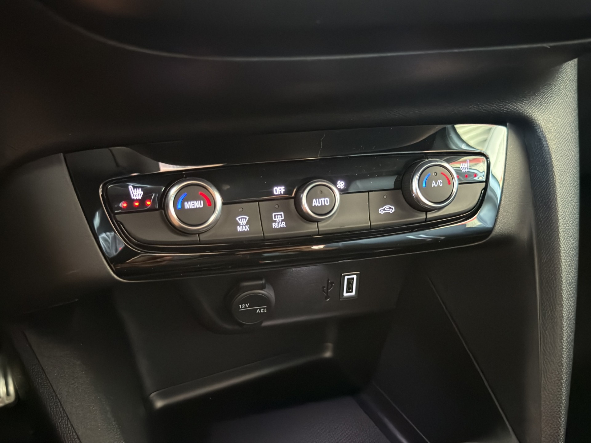OPEL Corsa-e 156 GS Pack Komfort 3 Phaser-image-42