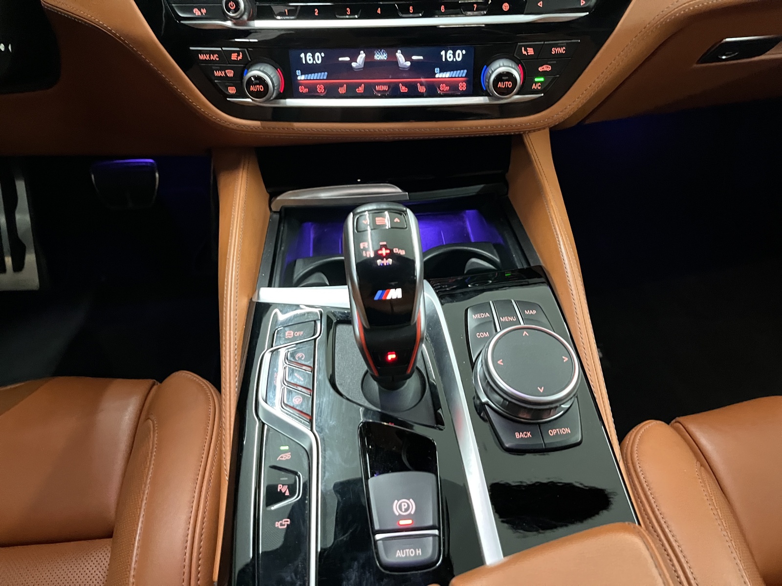 BMW 5er Reihe F90 M5 Competition xDrive-image-10