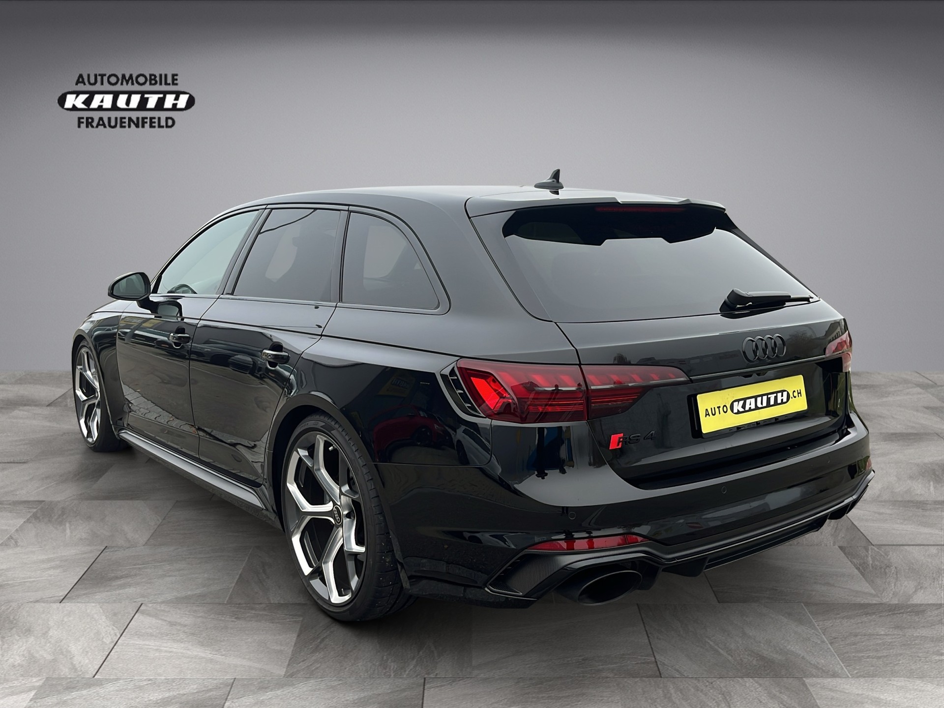 AUDI RS4 Avant 25 year edition quattro tiptronic*Limitiert Nr. 243 von 250 Stück, 470PS (5-Jahre Garantie)-image-10