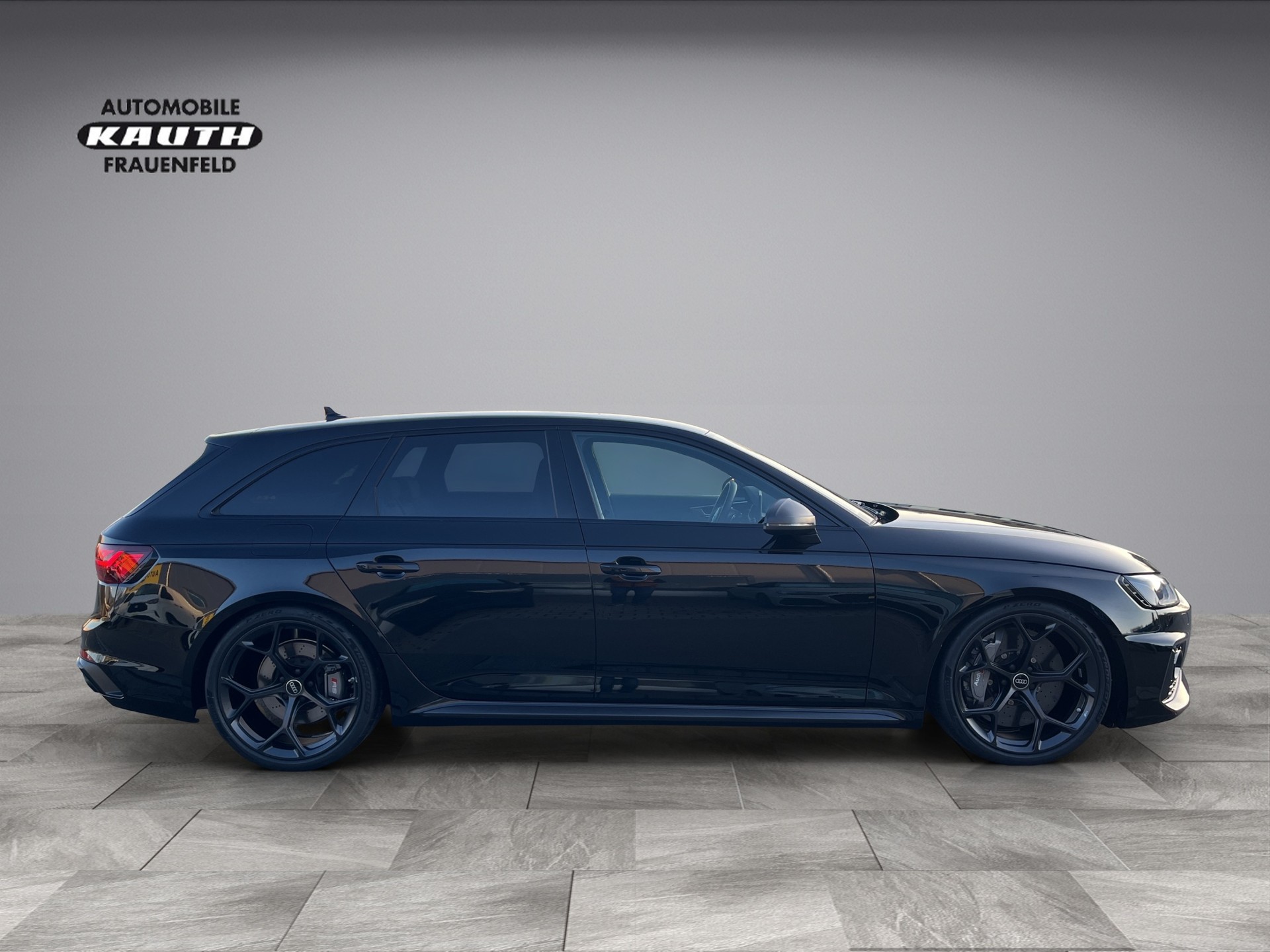 AUDI RS4 Avant 25 year edition quattro tiptronic*Limitiert Nr. 243 von 250 Stück, 470PS (5-Jahre Garantie)-image-4