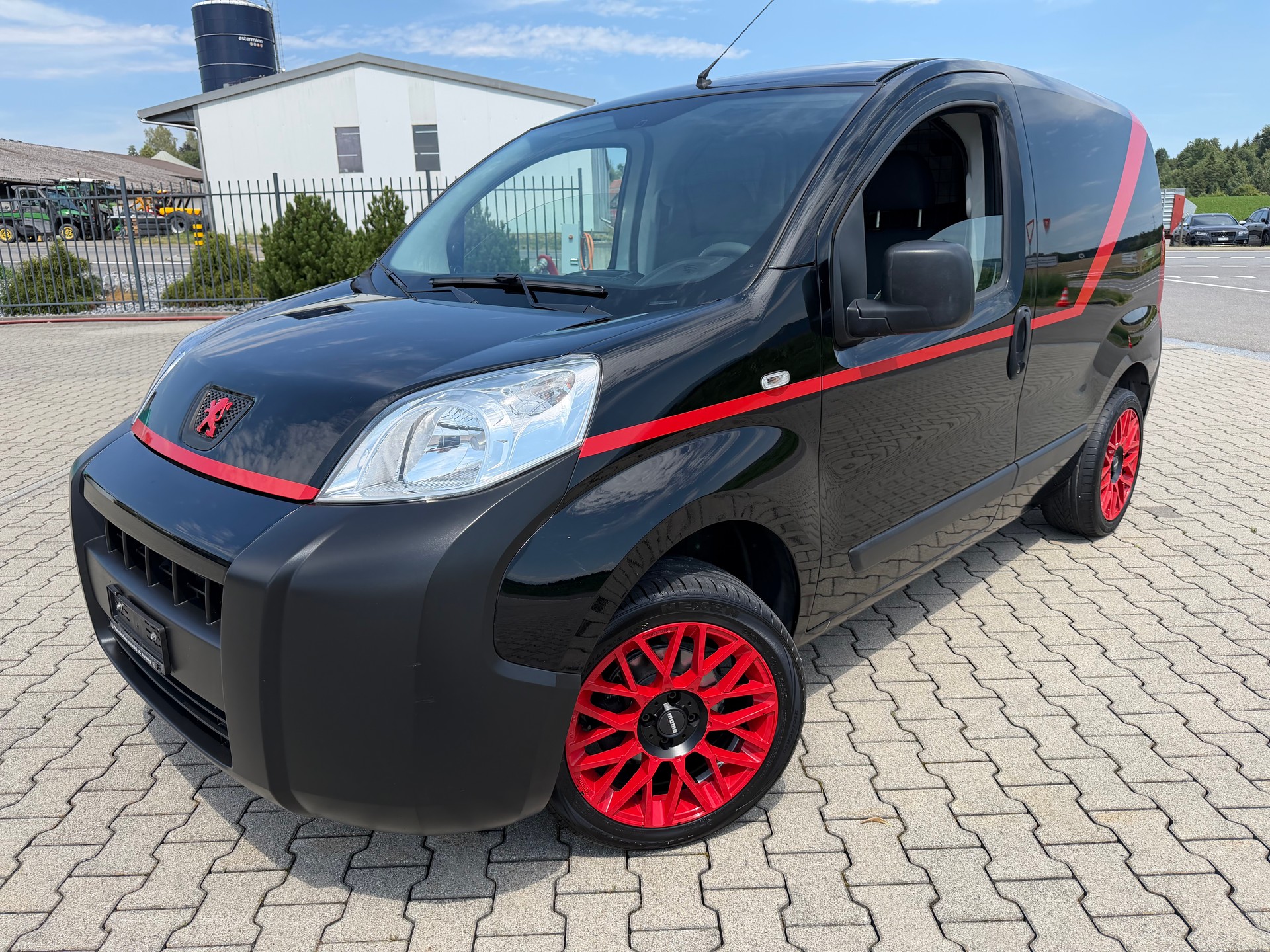PEUGEOT Bipper 1.3 HDi-image-1