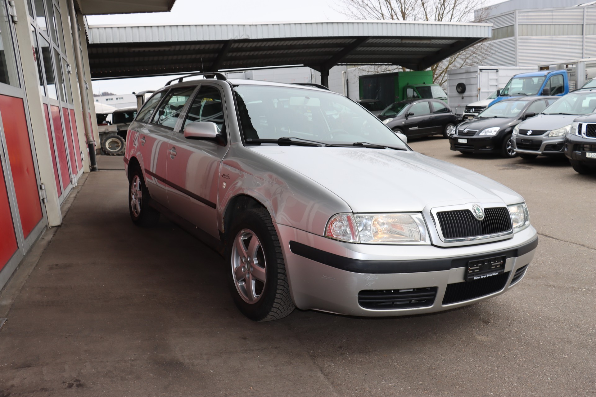 SKODA Octavia 1.9 TDI Ambiente 4x4-showroom-element-3