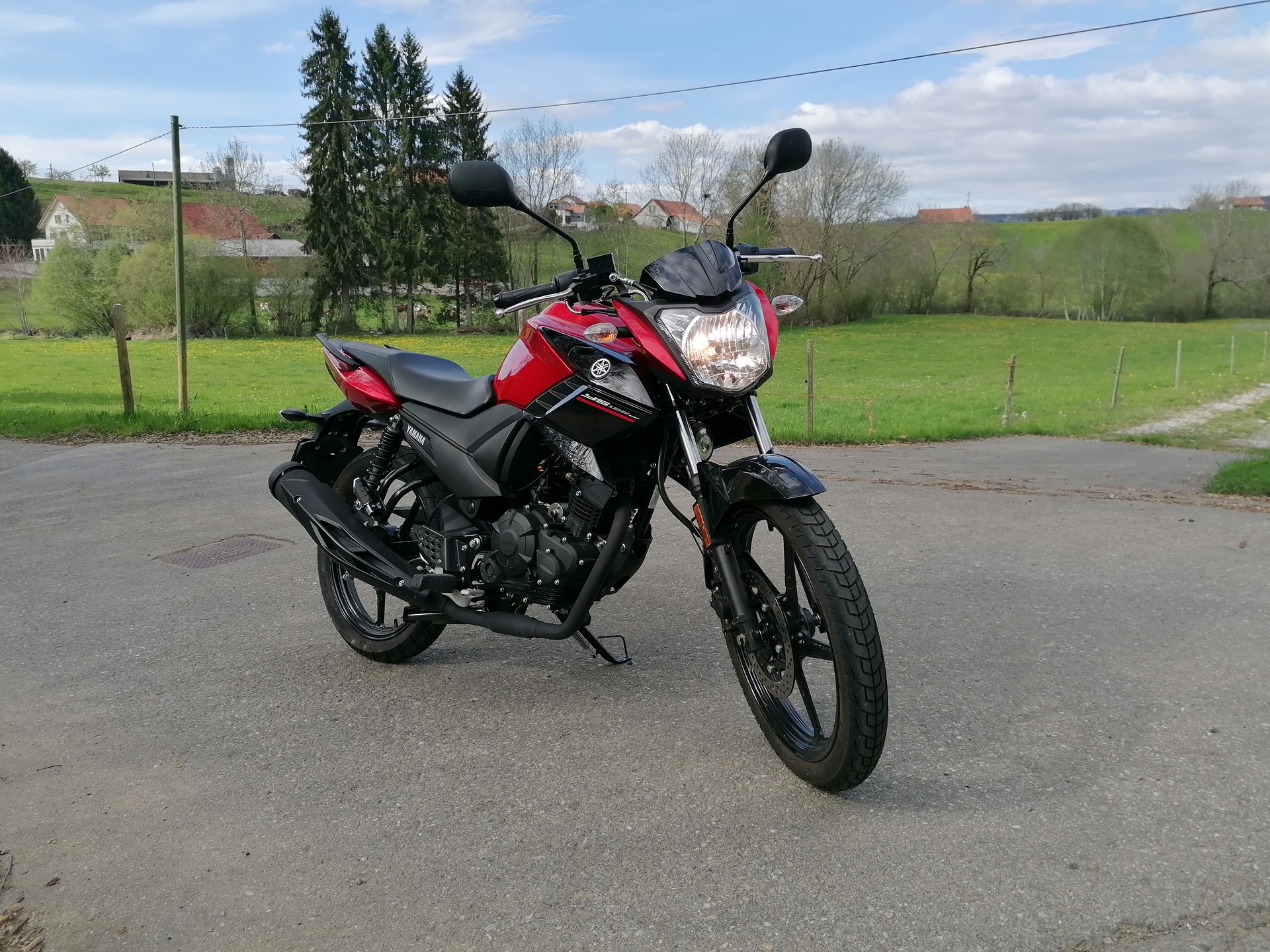 YAMAHA 125