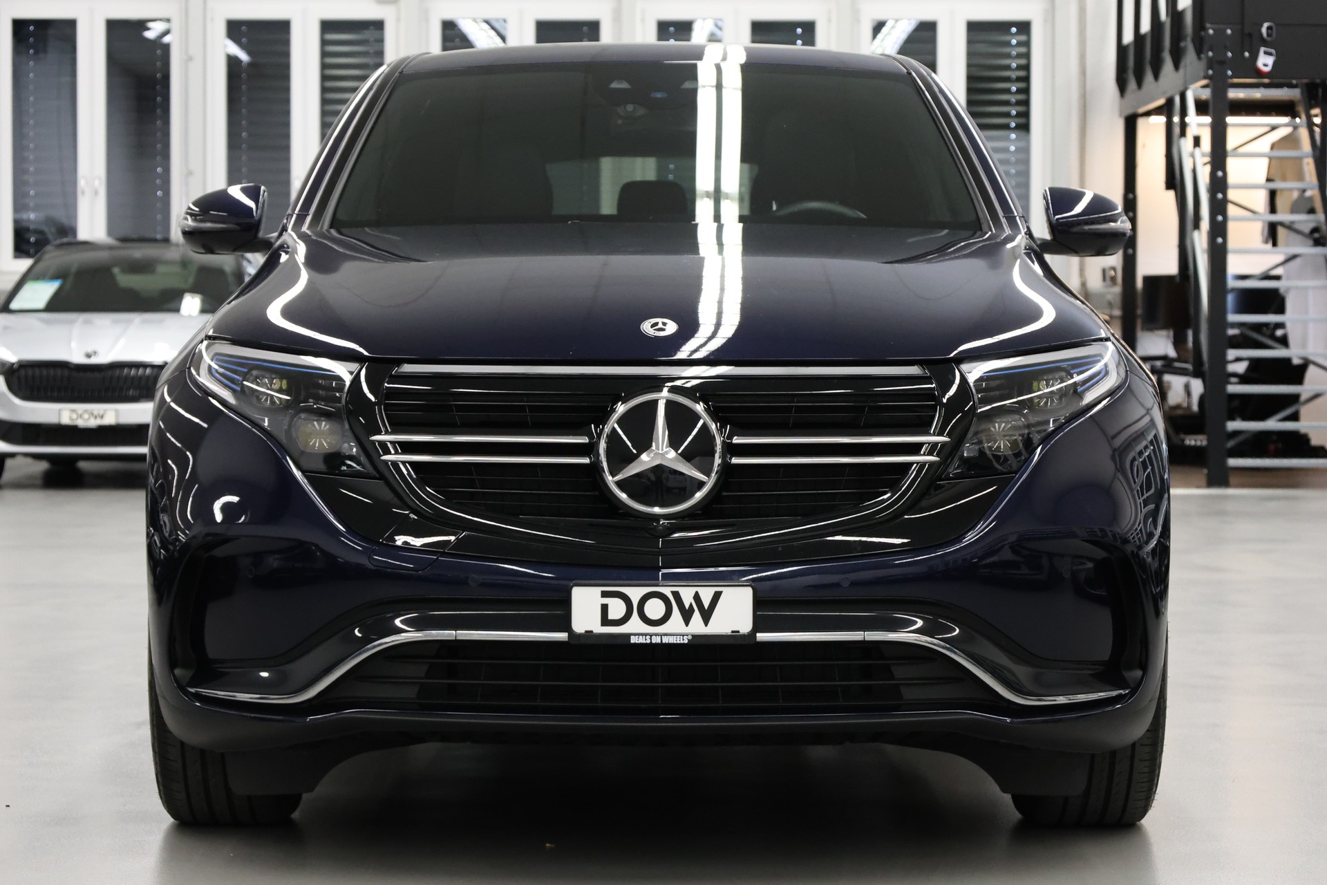 MERCEDES-BENZ EQC 400 AMG Line 4matic-image-5