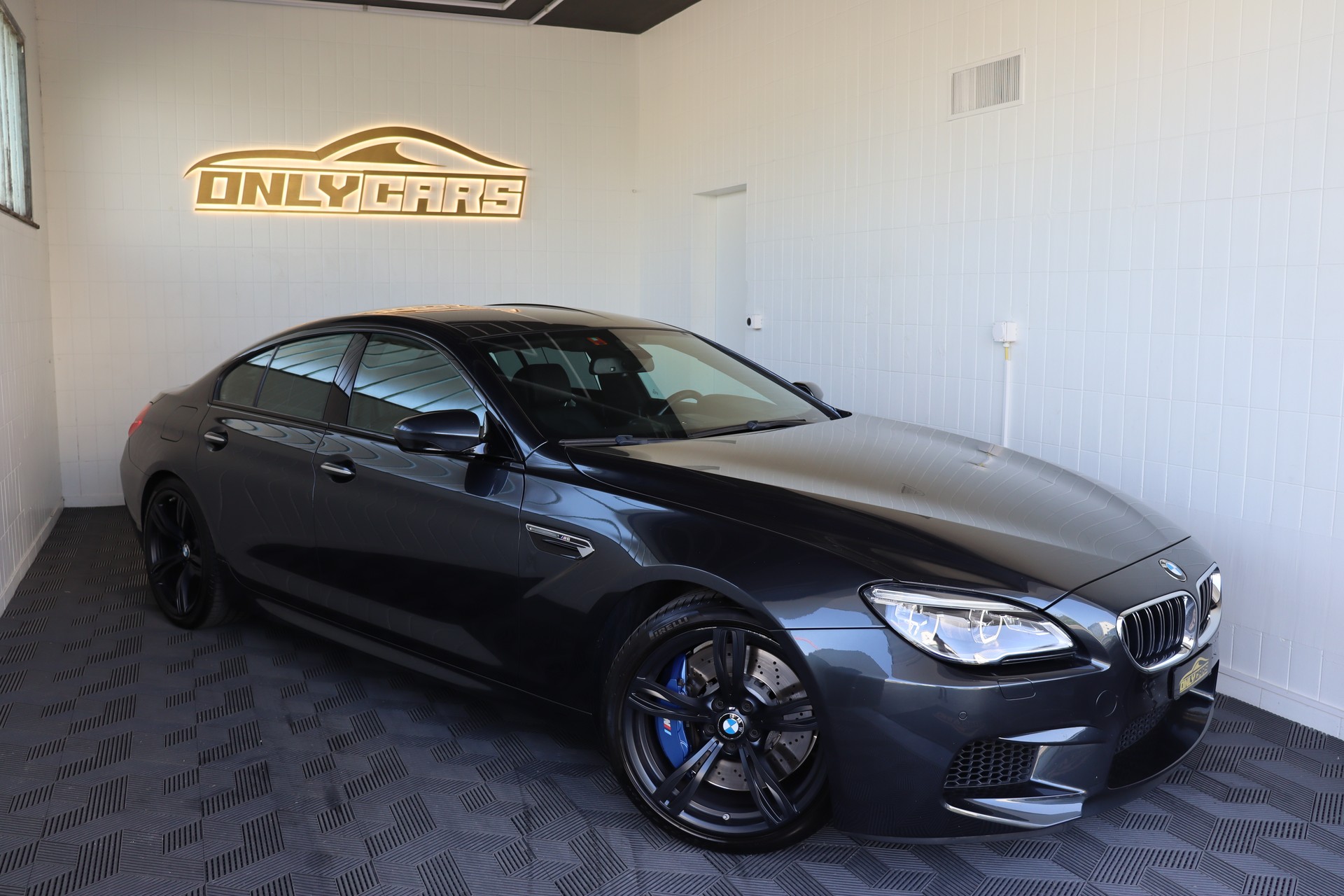 BMW M6 GRAN COUPÉ DRIVELOGIC ** BANG & OLUFSEN ** VOLLLEDER ** ORIGINALZUSTAND **-showroom-element-1