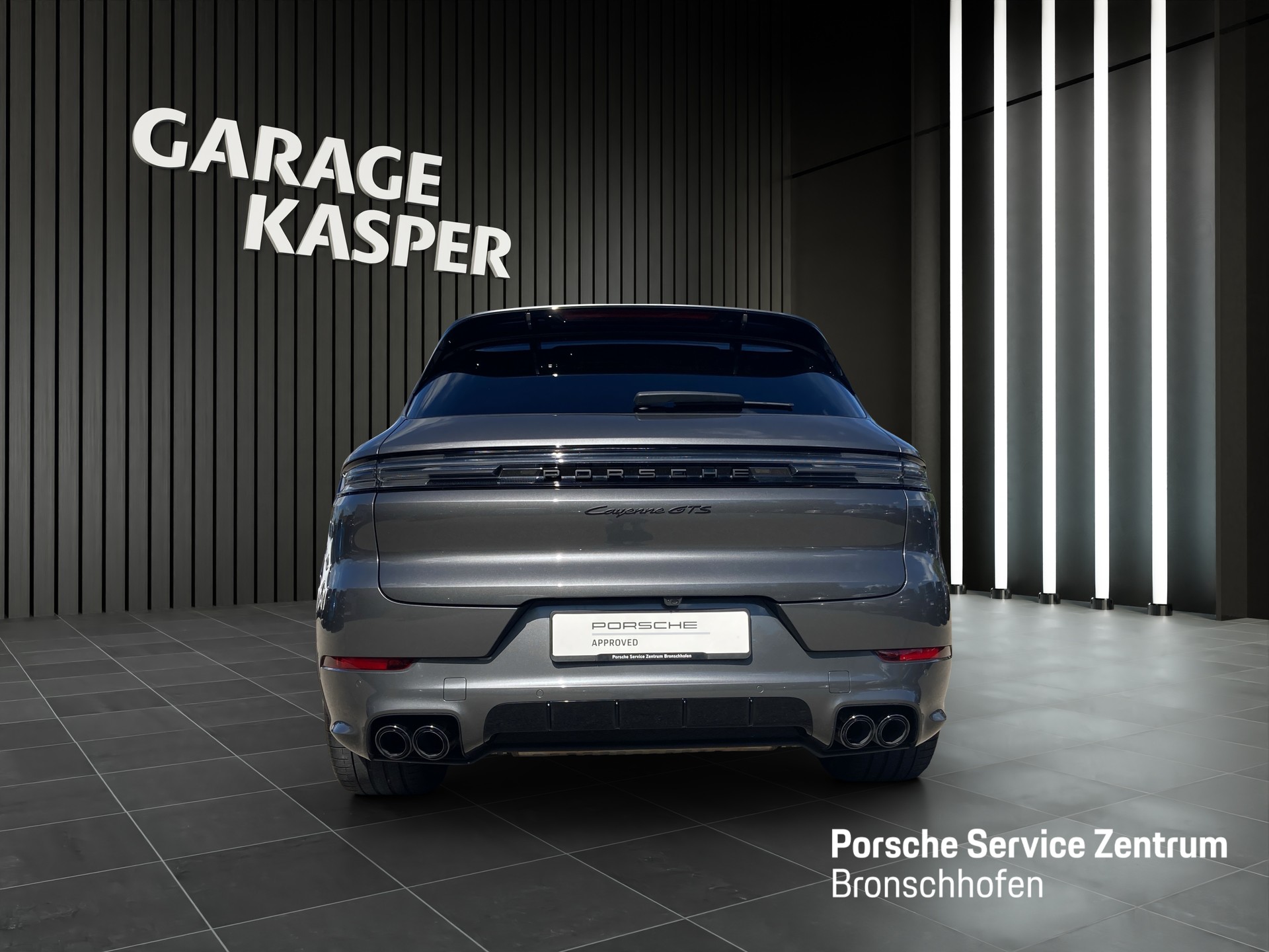 PORSCHE Cayenne GTS-showroom-element-3