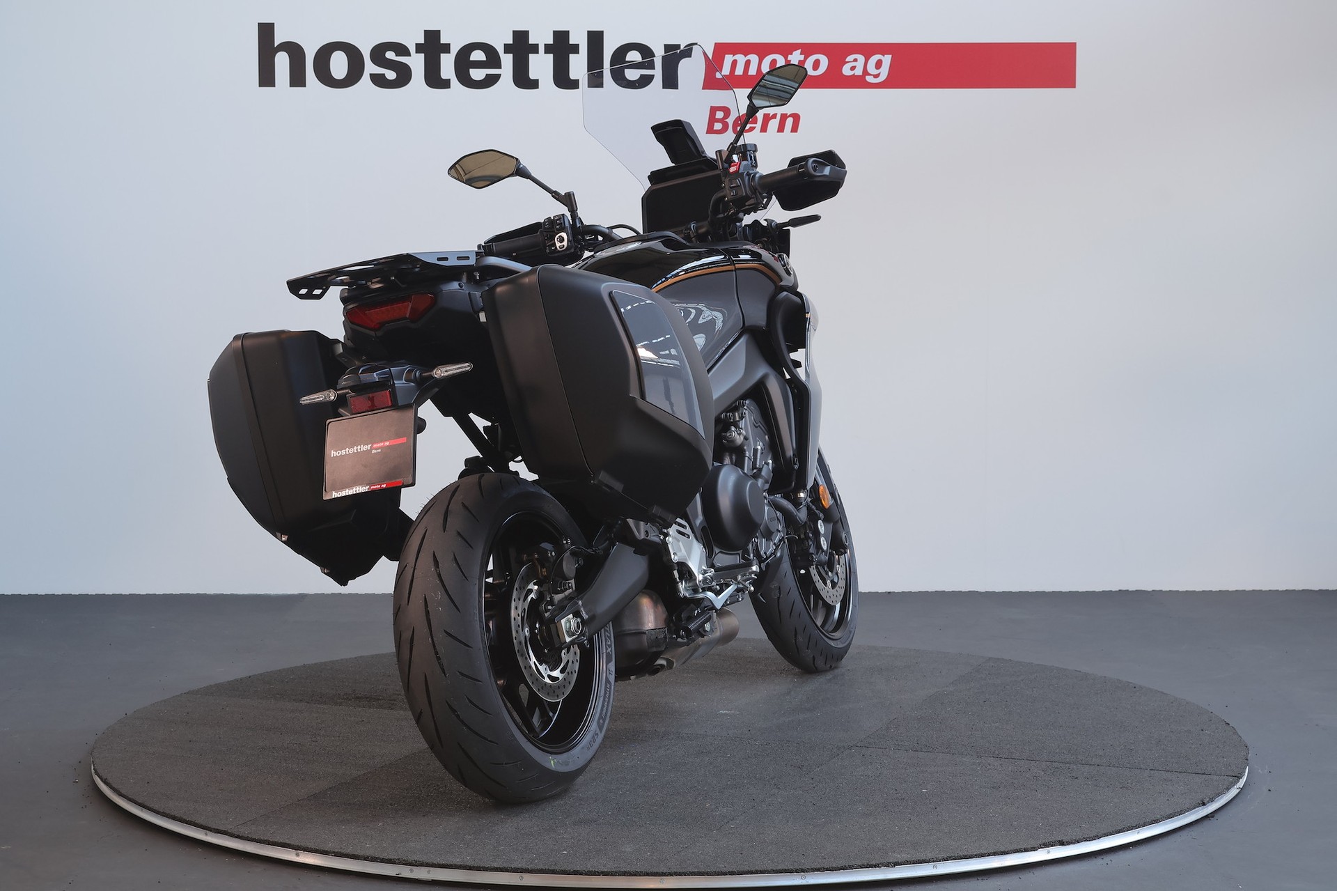 YAMAHA Tracer 9 GT+-showroom-element-2