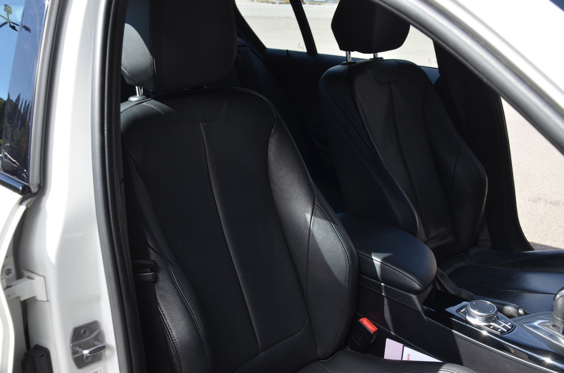 BMW 120d xDrive Edition Sport Line Steptronic-image-19