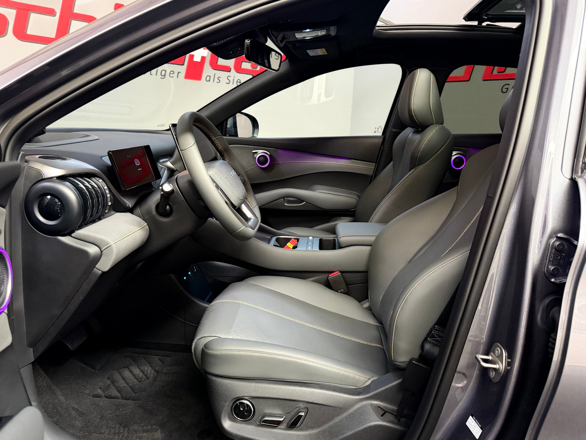 BYD Atto 3 EVO 74.8 kWh Design-image-8