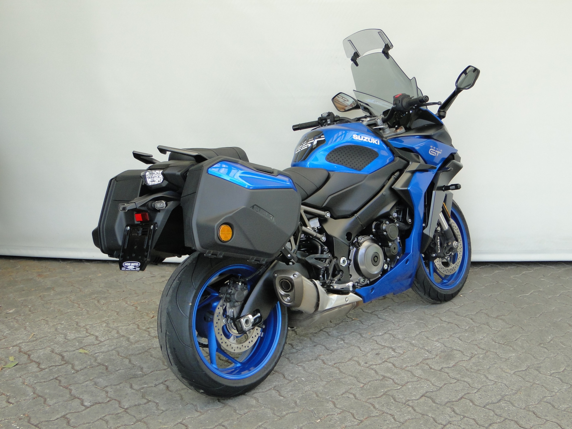 SUZUKI GSX-S 1000 GT Travel-image-3
