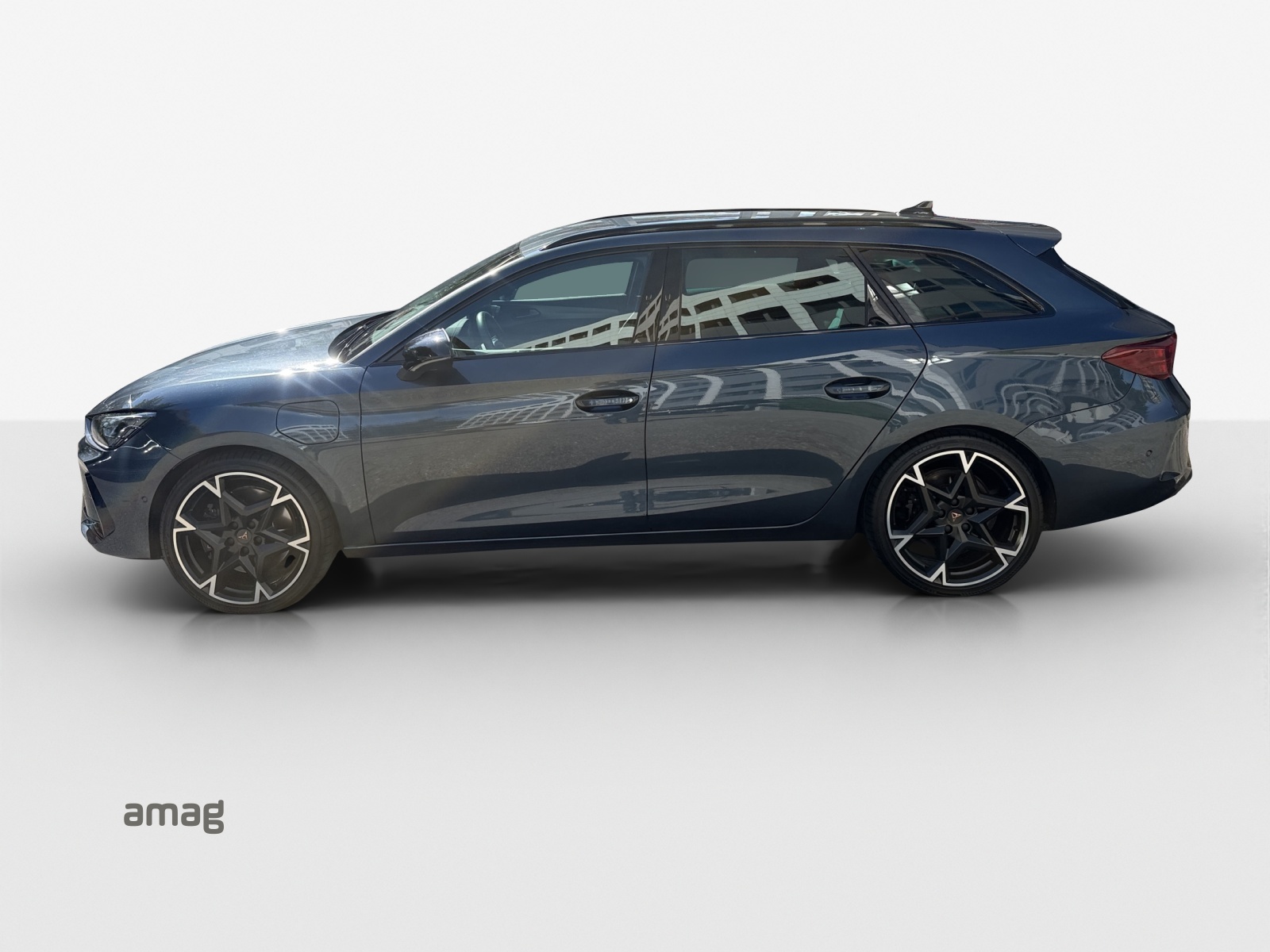 CUPRA LEON ST 1.5 e-HYBRID pHEV Black SymphonyDSG-showroom-element-1