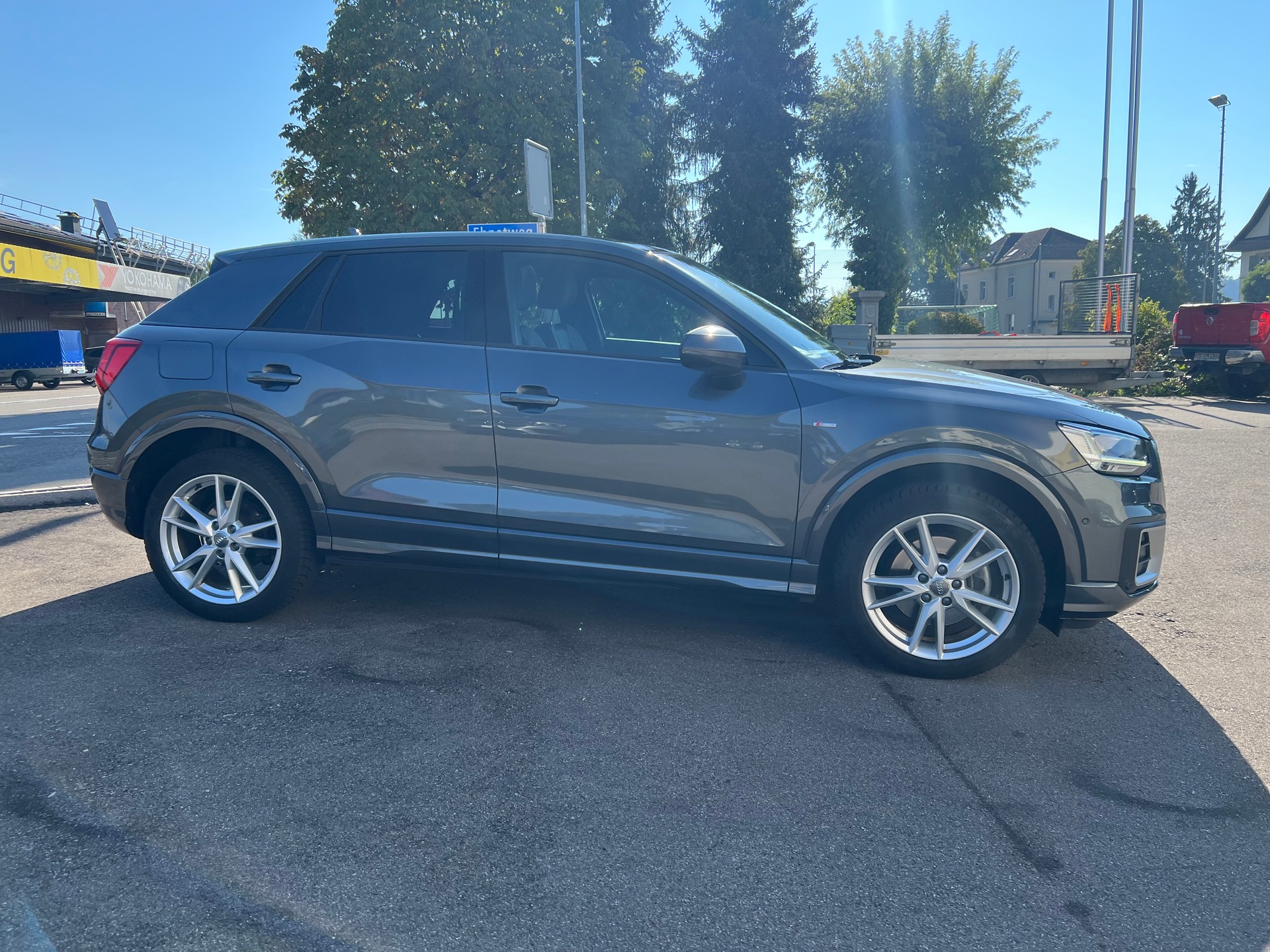 AUDI Q2 2.0 TFSI sport quattro S-tronic-image-8