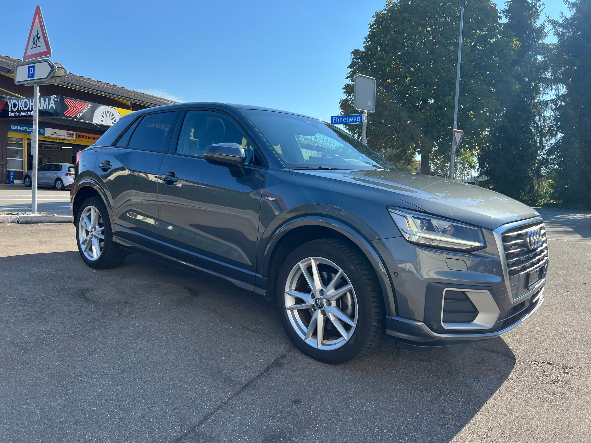 AUDI Q2 2.0 TFSI sport quattro S-tronic-image-6