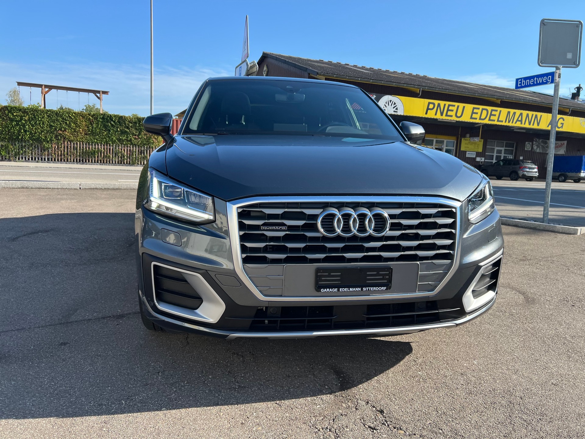 AUDI Q2 2.0 TFSI sport quattro S-tronic-image-4