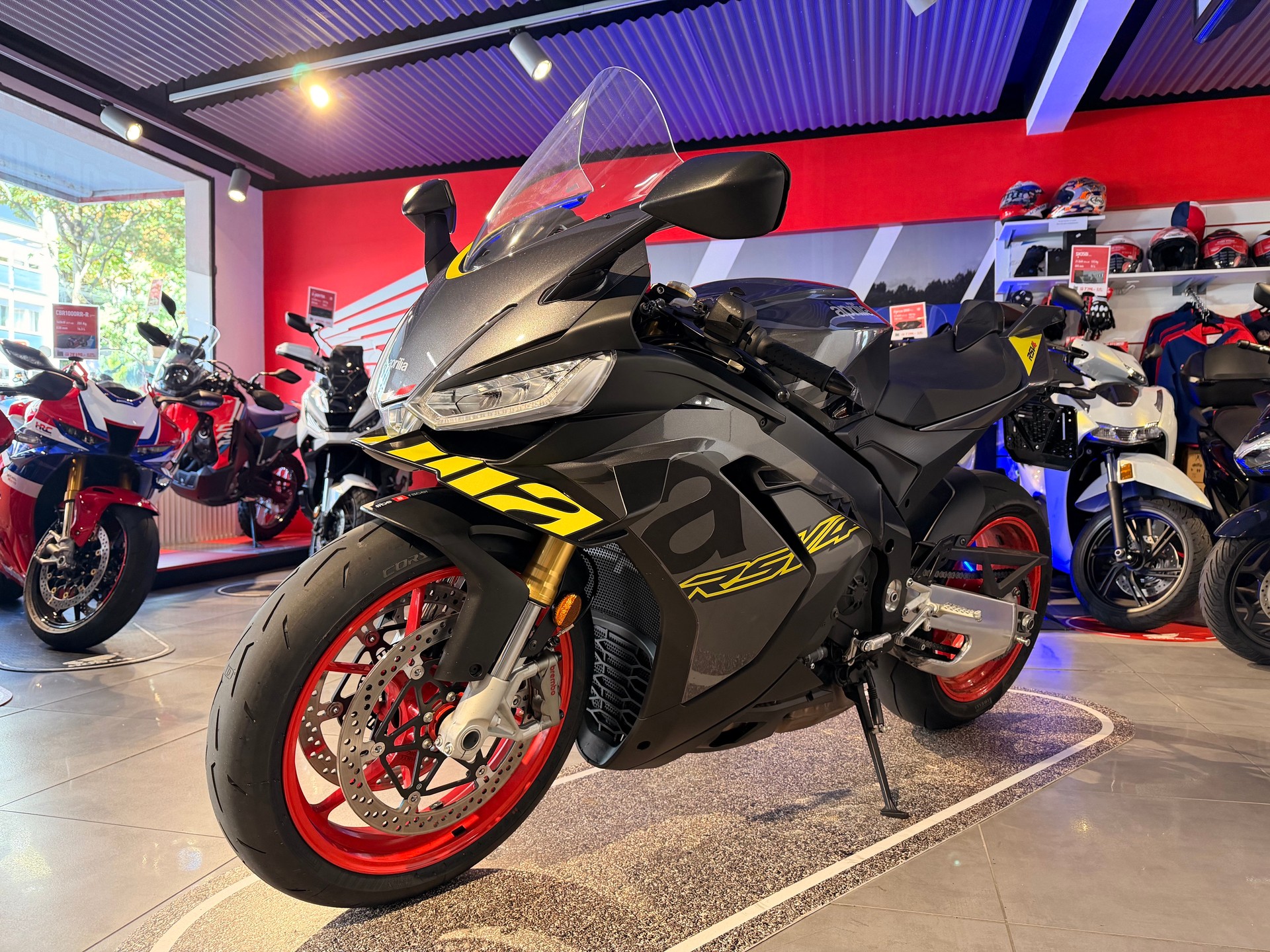 APRILIA RSV4 1100 E5+