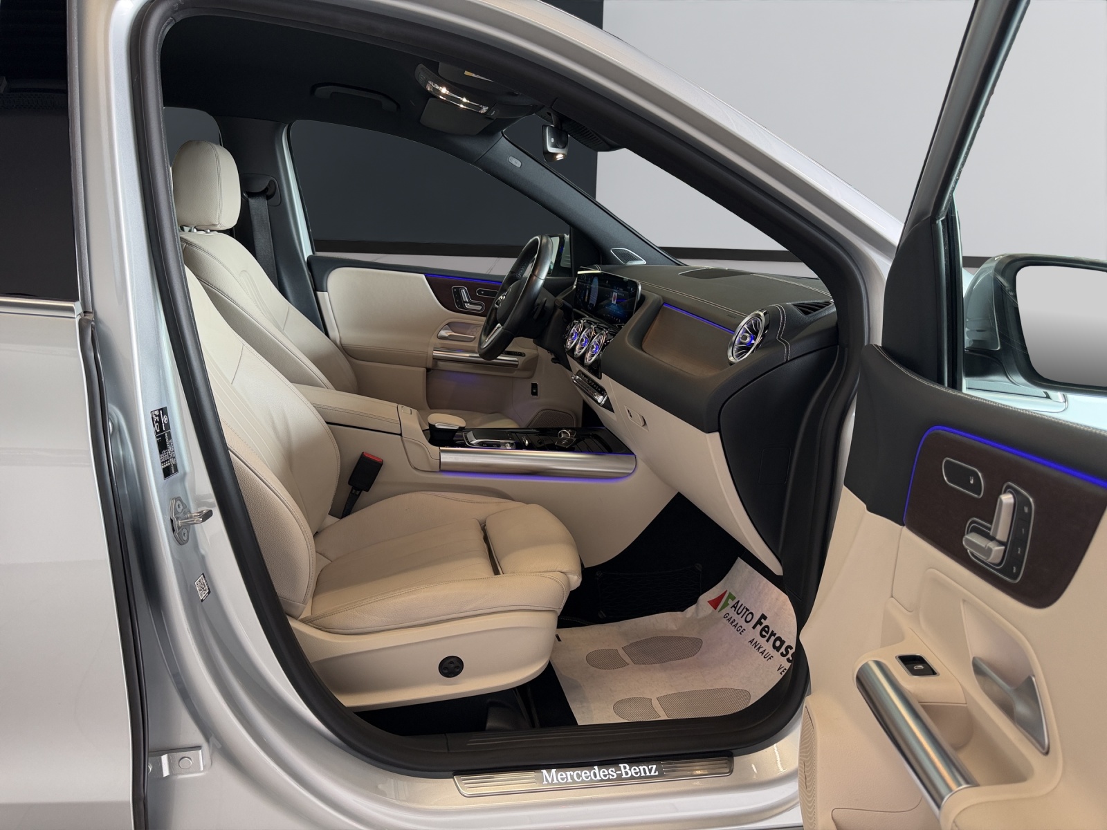 MERCEDES-BENZ B 200 Progressive 7G-DCT-image-28
