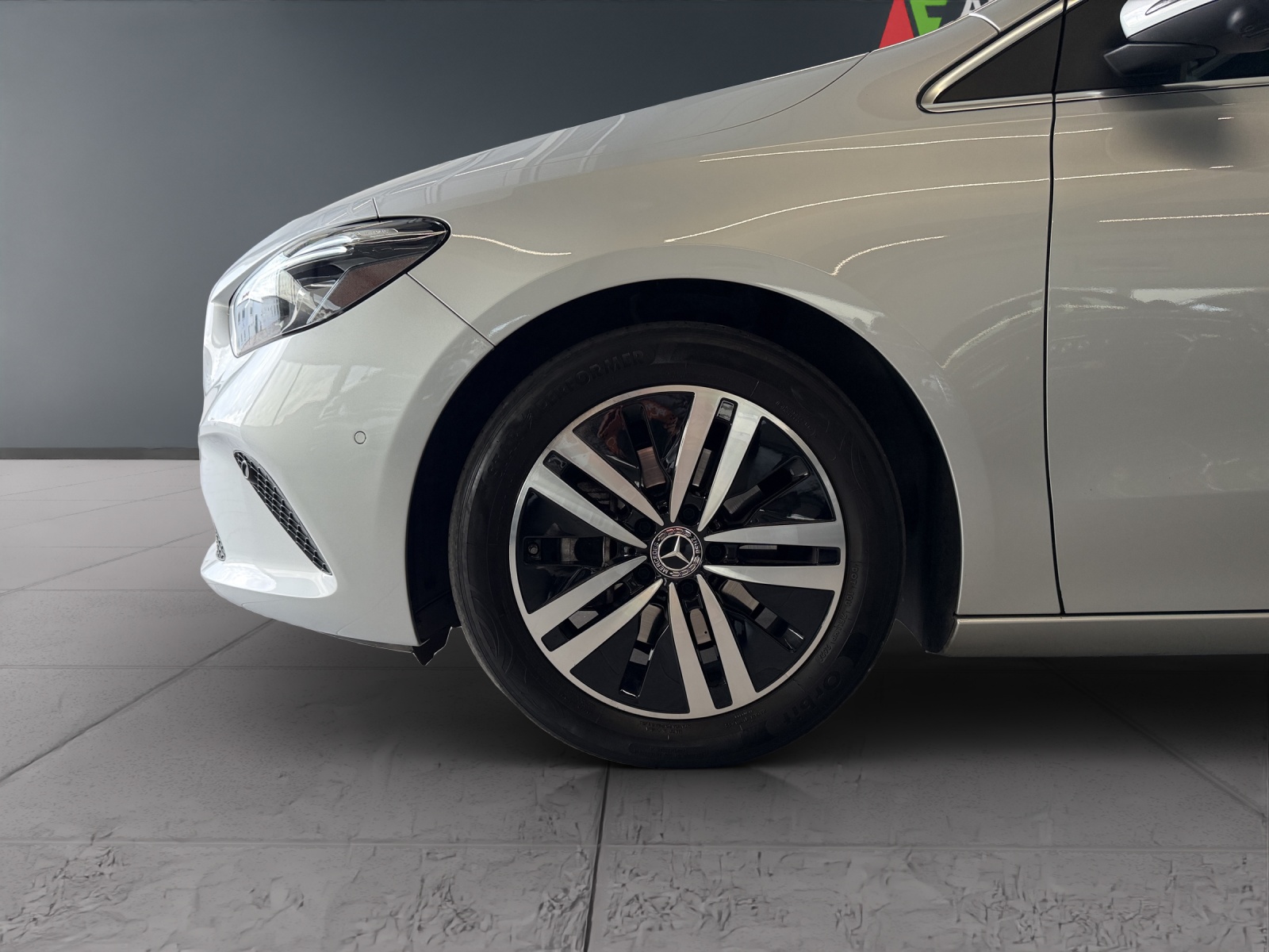 MERCEDES-BENZ B 200 Progressive 7G-DCT-image-10