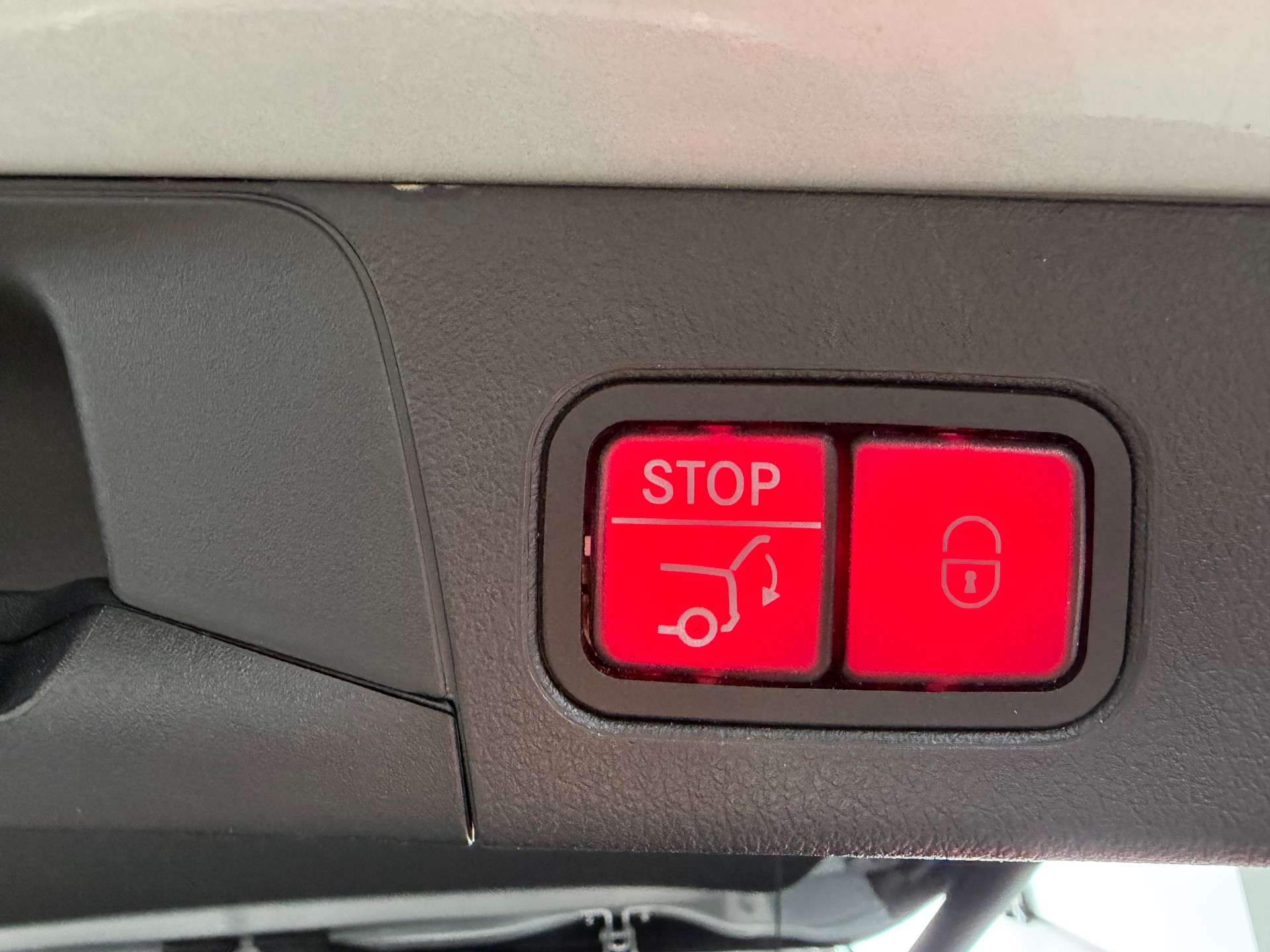 MERCEDES-BENZ B 200 Progressive 7G-DCT-image-20