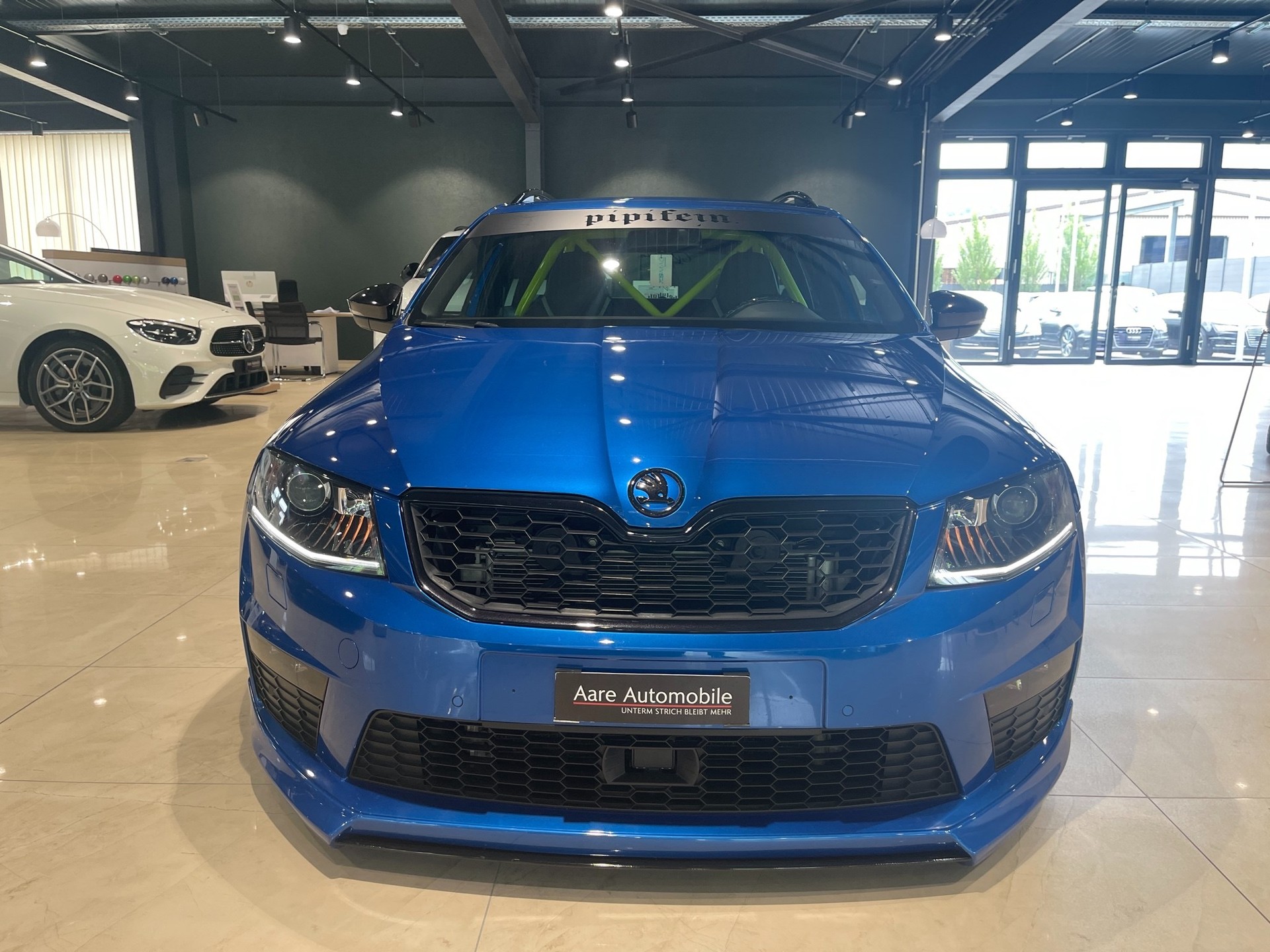 SKODA Octavia Combi 2.0 TSI RS DSG-showroom-element-1