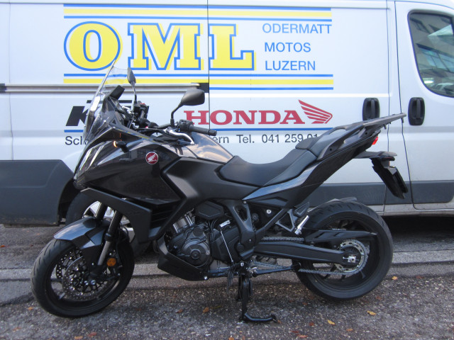HONDA NT 1100-image-1