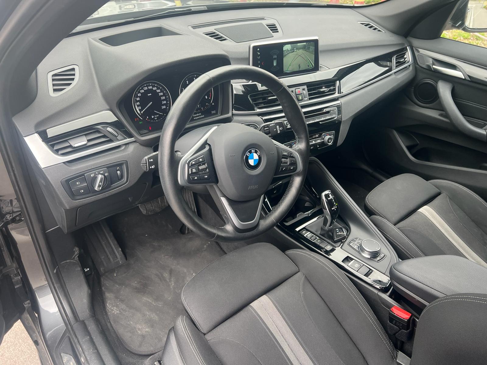 BMW X1 xDrive 18d Sport Line Steptronic-image-9