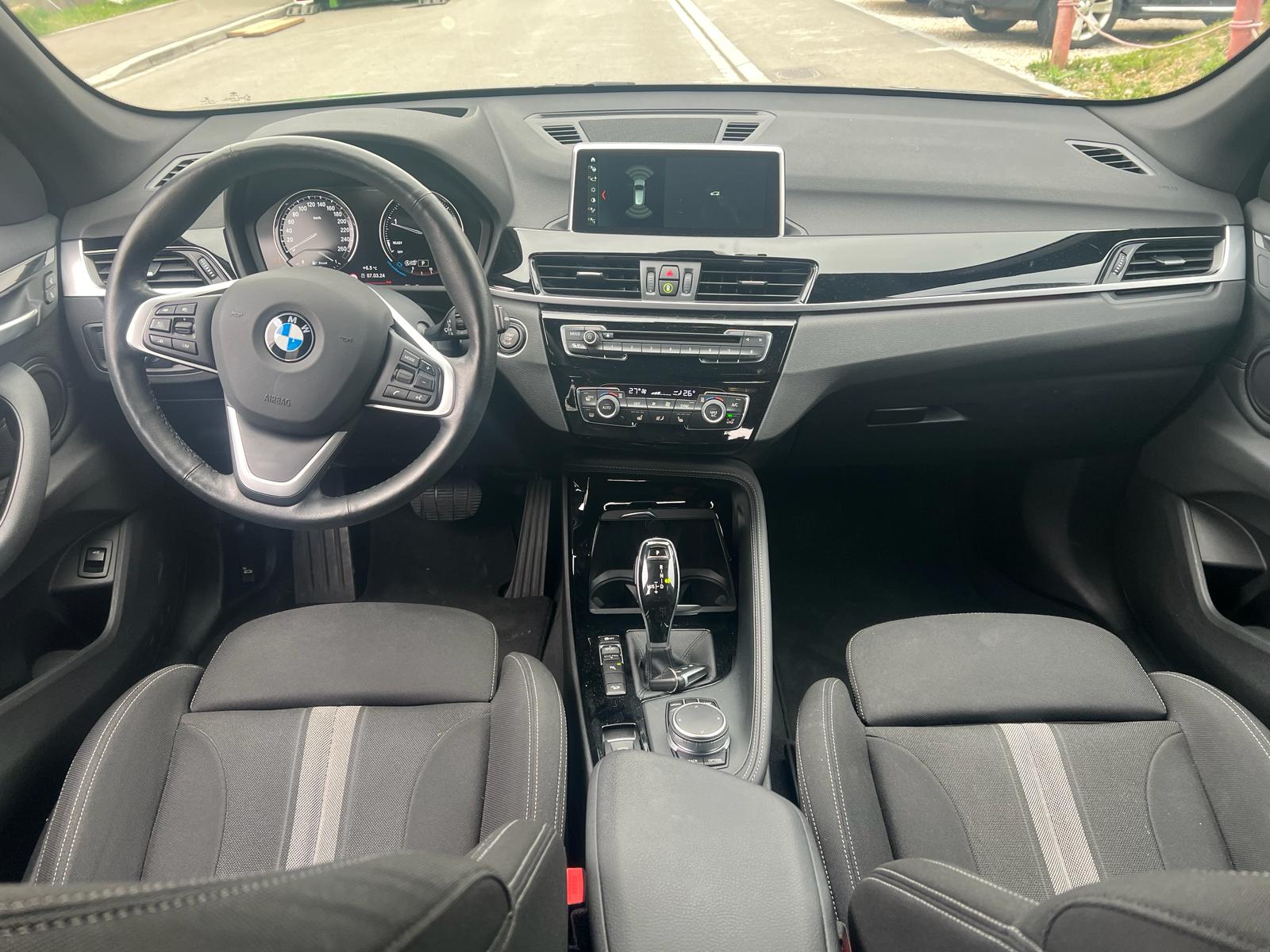 BMW X1 xDrive 18d Sport Line Steptronic-image-8