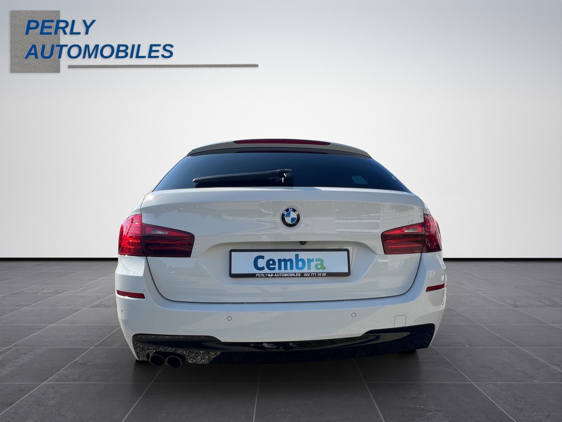 BMW 530d xDrive Touring-image-4