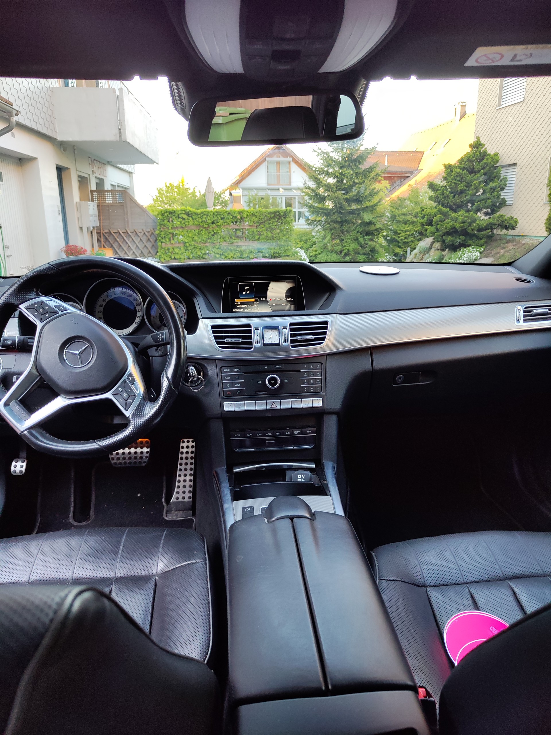 MERCEDES-BENZ E 350 CDI AHK LED 9G Tronic Avantgarde-image-2