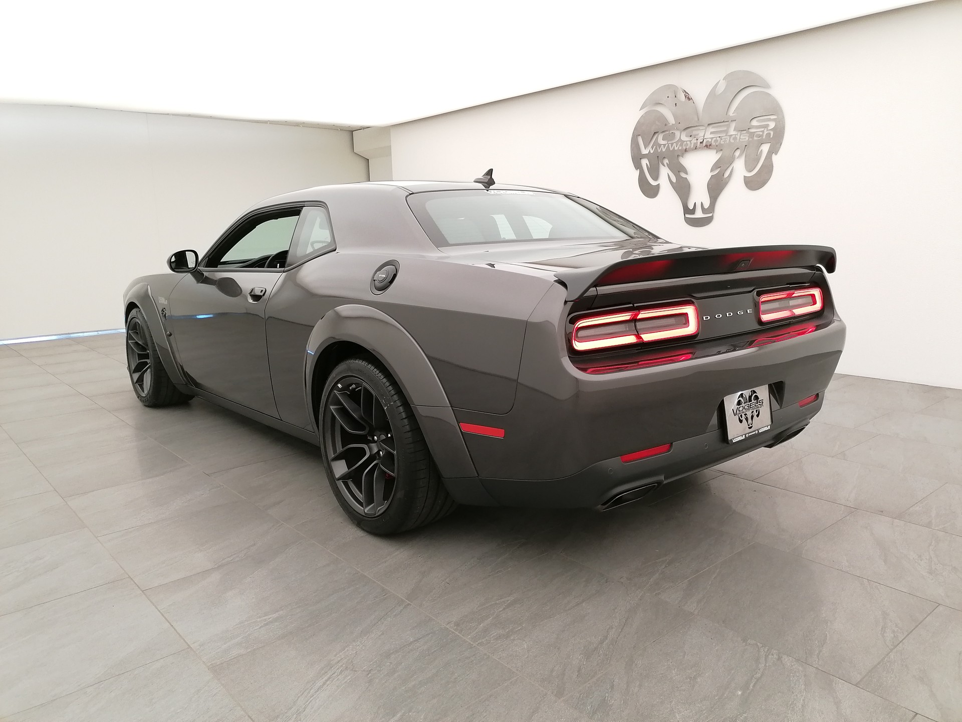 DODGE Challenger Hellcat WB Jaibreak-image-5