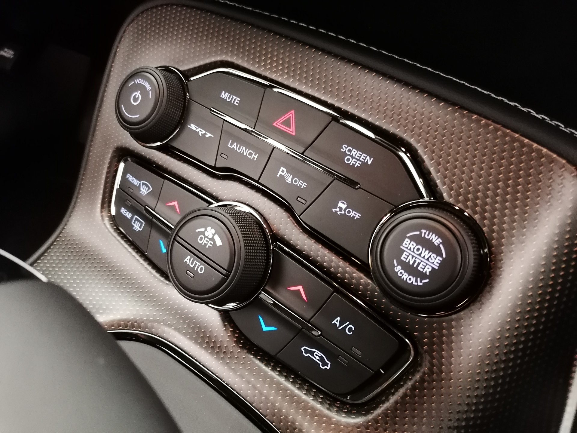DODGE Challenger Hellcat WB Jaibreak-image-11