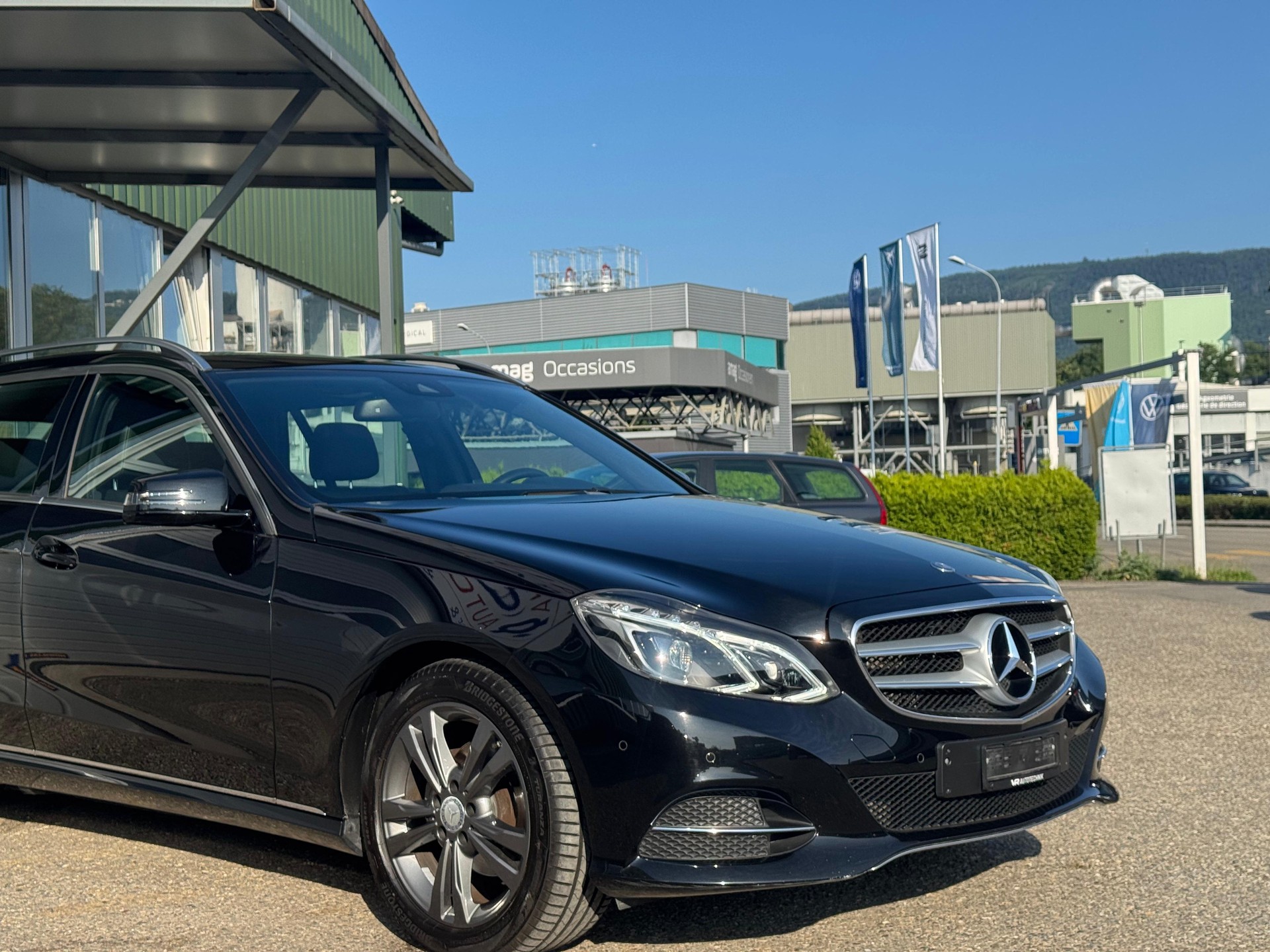 MERCEDES-BENZ E 200 BlueTEC Avantgarde 7G-Tronic-image-5