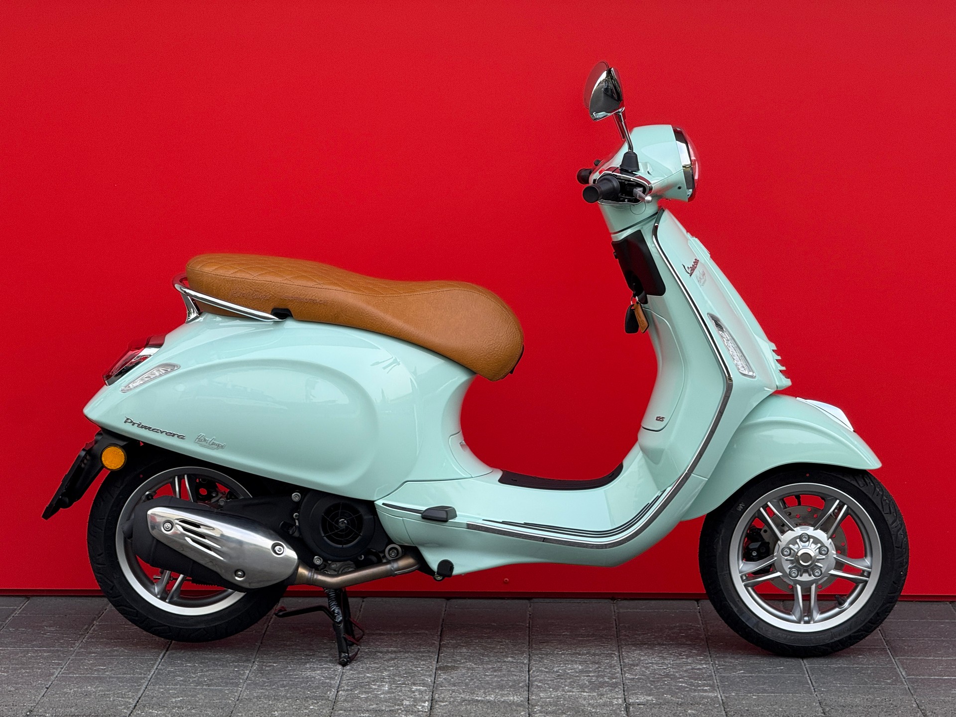 PIAGGIO Vespa 125 Primavera ABS Celebrate 40th-image-3