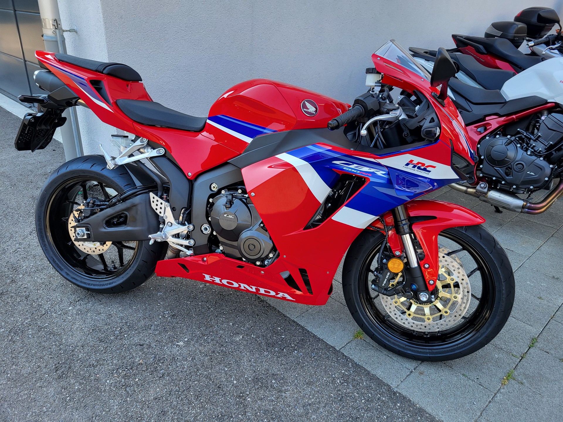 HONDA CBR 600 RR-image-0