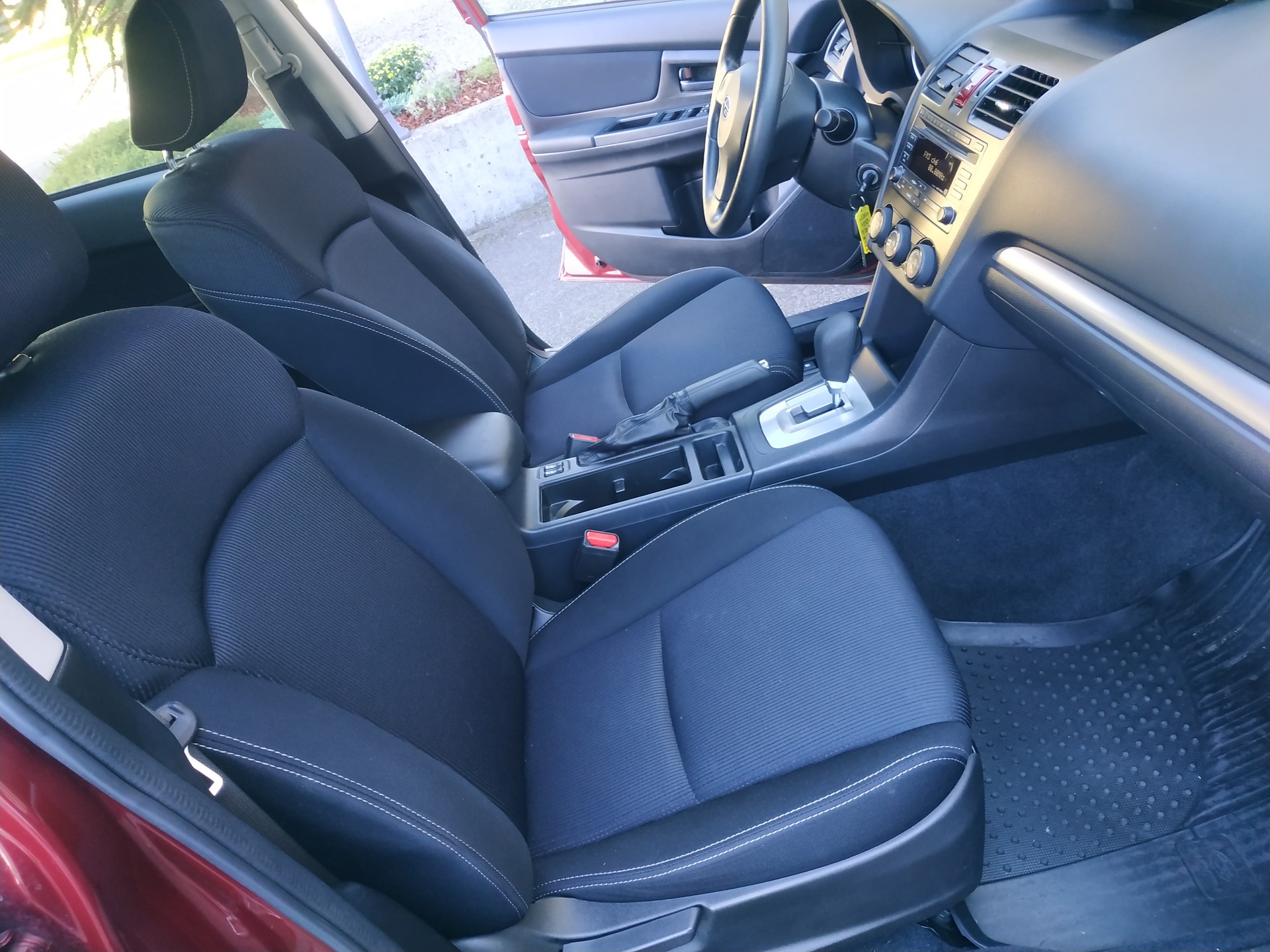 SUBARU XV 1.6 Swiss One AWD CVT-image-13