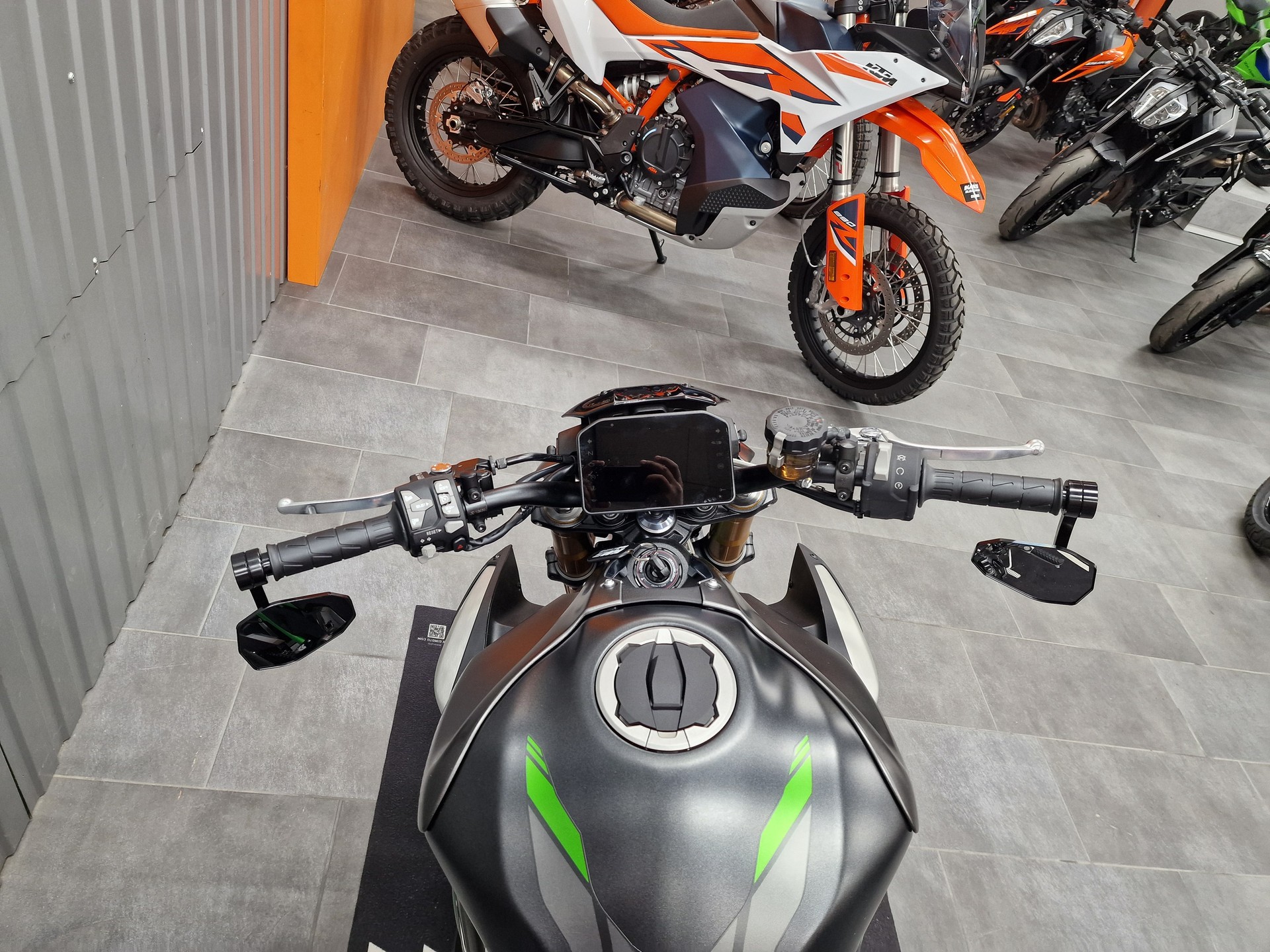 KAWASAKI Z 900 SE-image-9