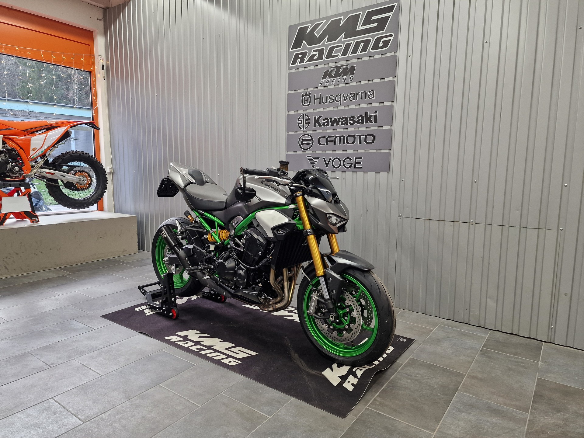 KAWASAKI Z 900 SE-image-4