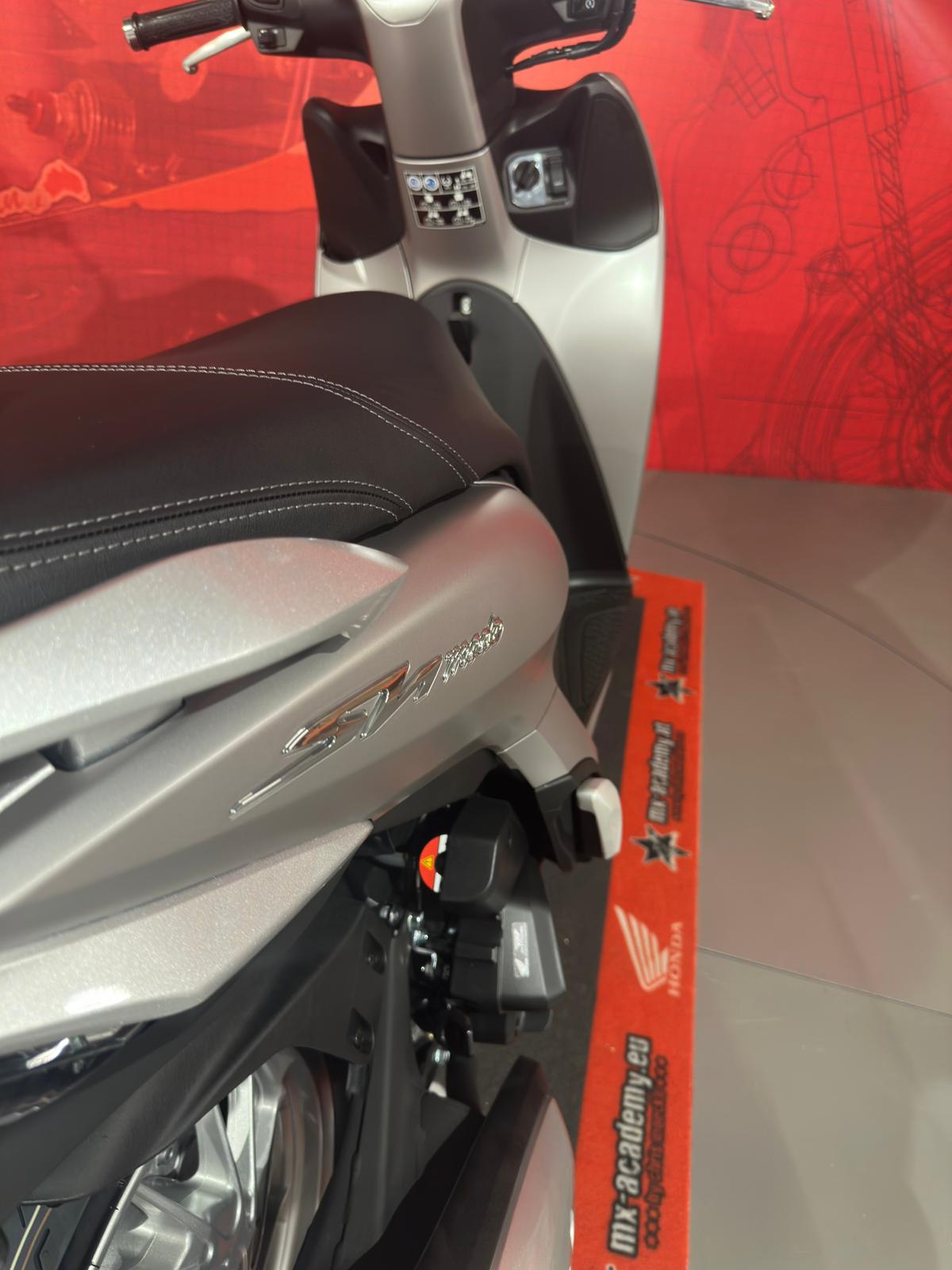 HONDA SH Mode 125**Neufahrzeug**-image-10