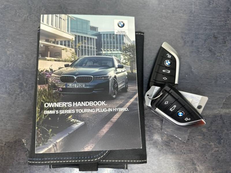 BMW 520e Touring Steptronic-image-5
