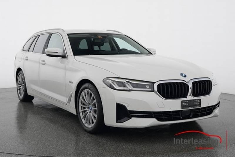 BMW 520e Touring Steptronic-image-1