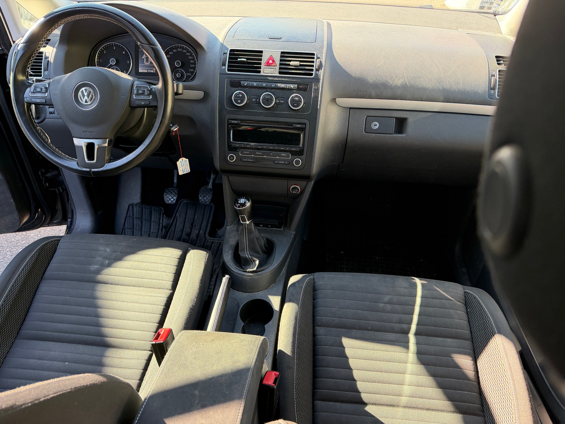 VW Touran 1.6 TDI BlueMotion Technology Comfortline-image-5