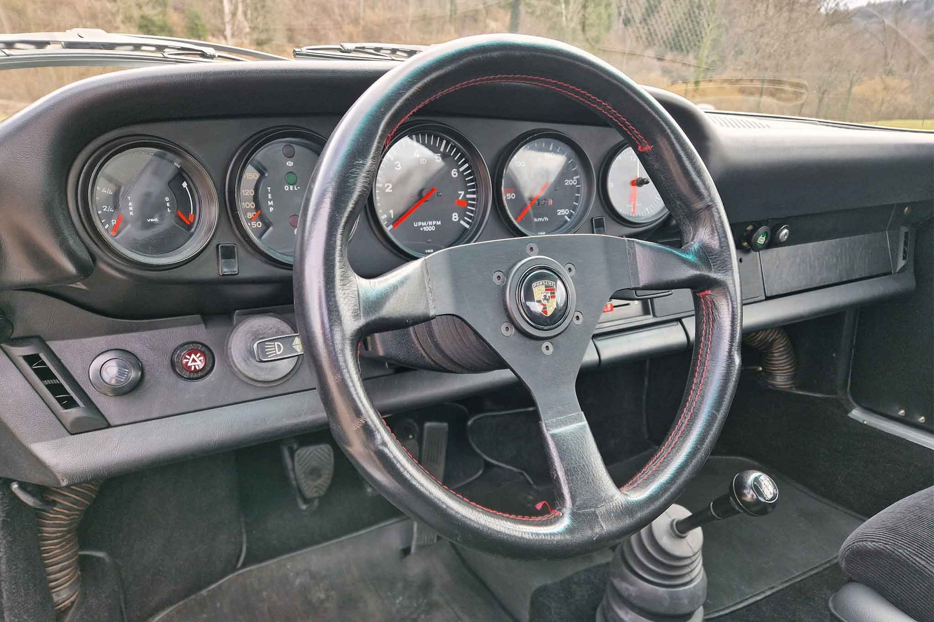 PORSCHE 911 Carrera RS 2.7-image-12