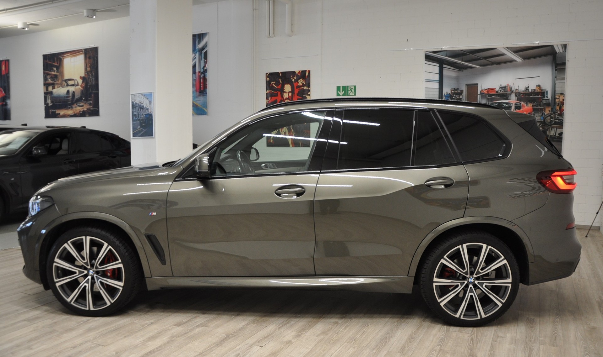BMW X5 xDrive 48V 30d M Sport Steptronic-showroom-element-2
