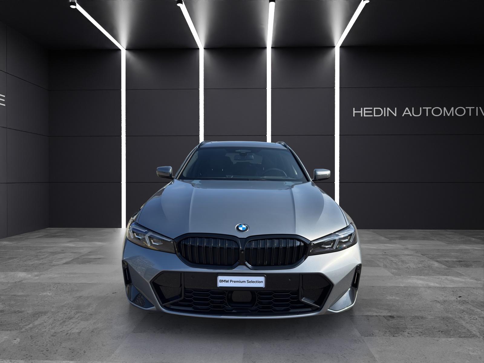 BMW 330i xDrive SAG Touring-showroom-element-1