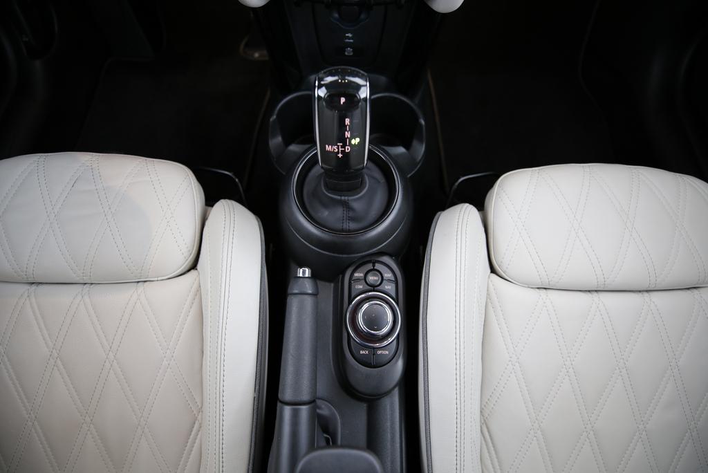 MINI Cabrio F57 2.0i Cooper S SDKG-image-9